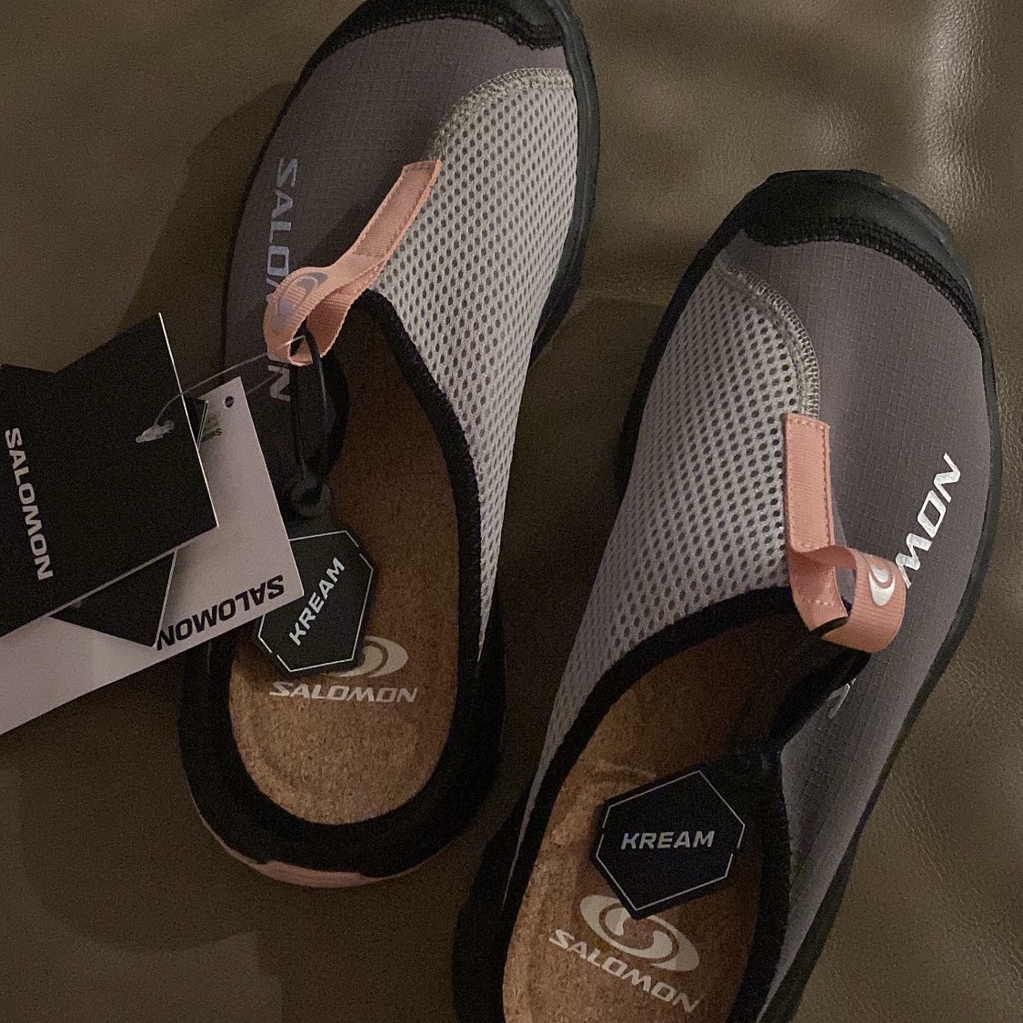 Salomon RX Slide 3.0 Pewter 착용 스타일