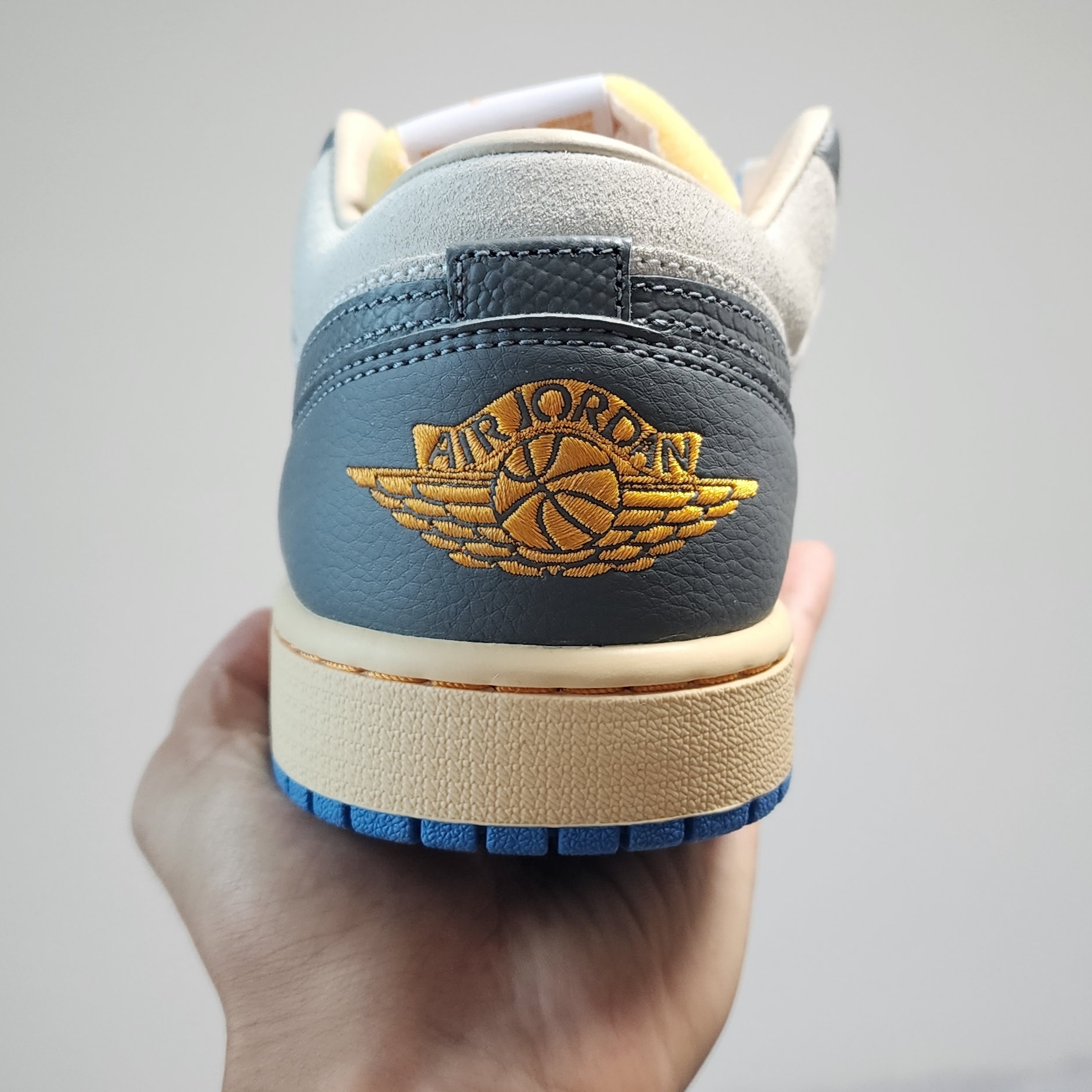 Jordan 1 Low SE Tokyo 96 착용 스타일