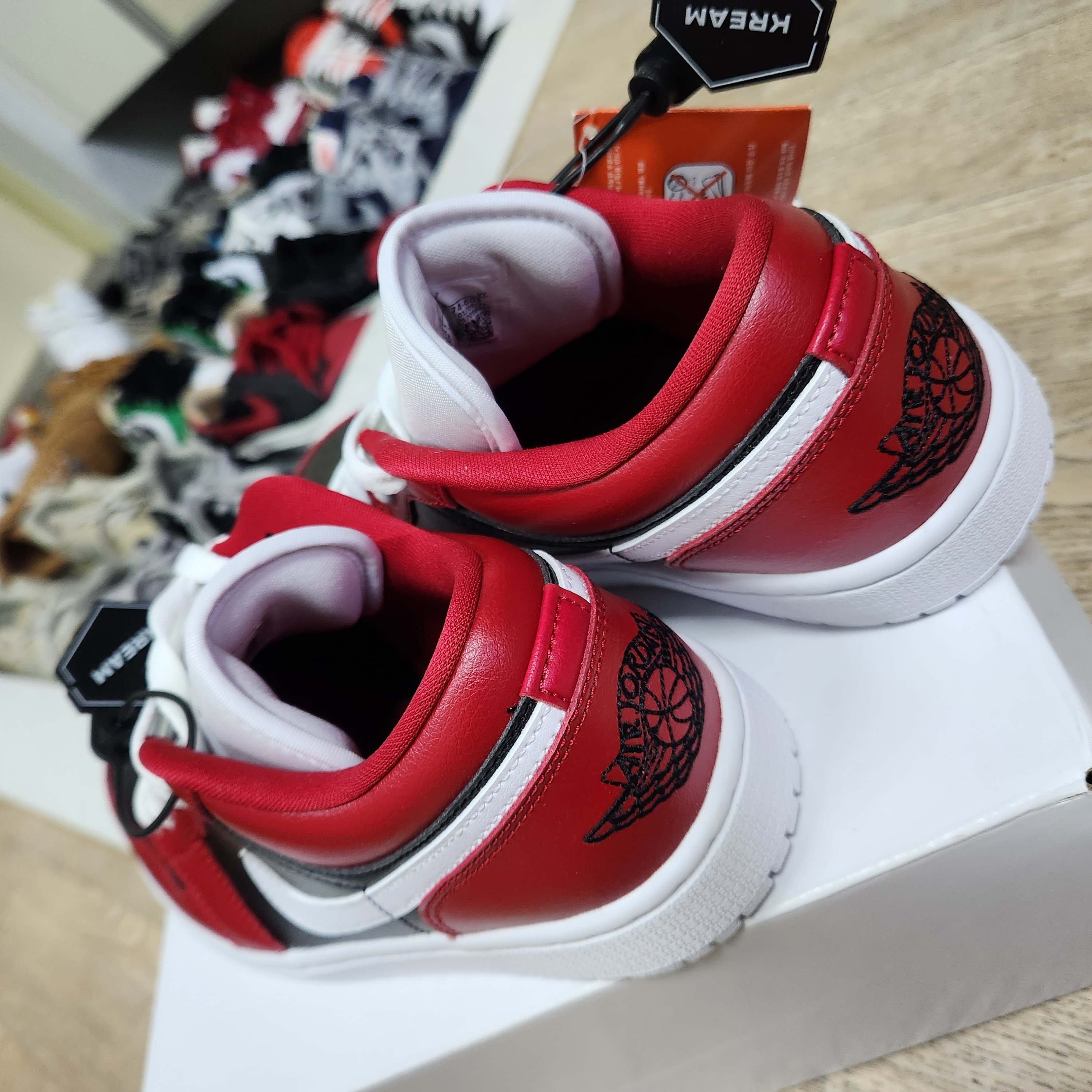 (W) Jordan 1 Low Chicago Flip 착용 스타일 - 2