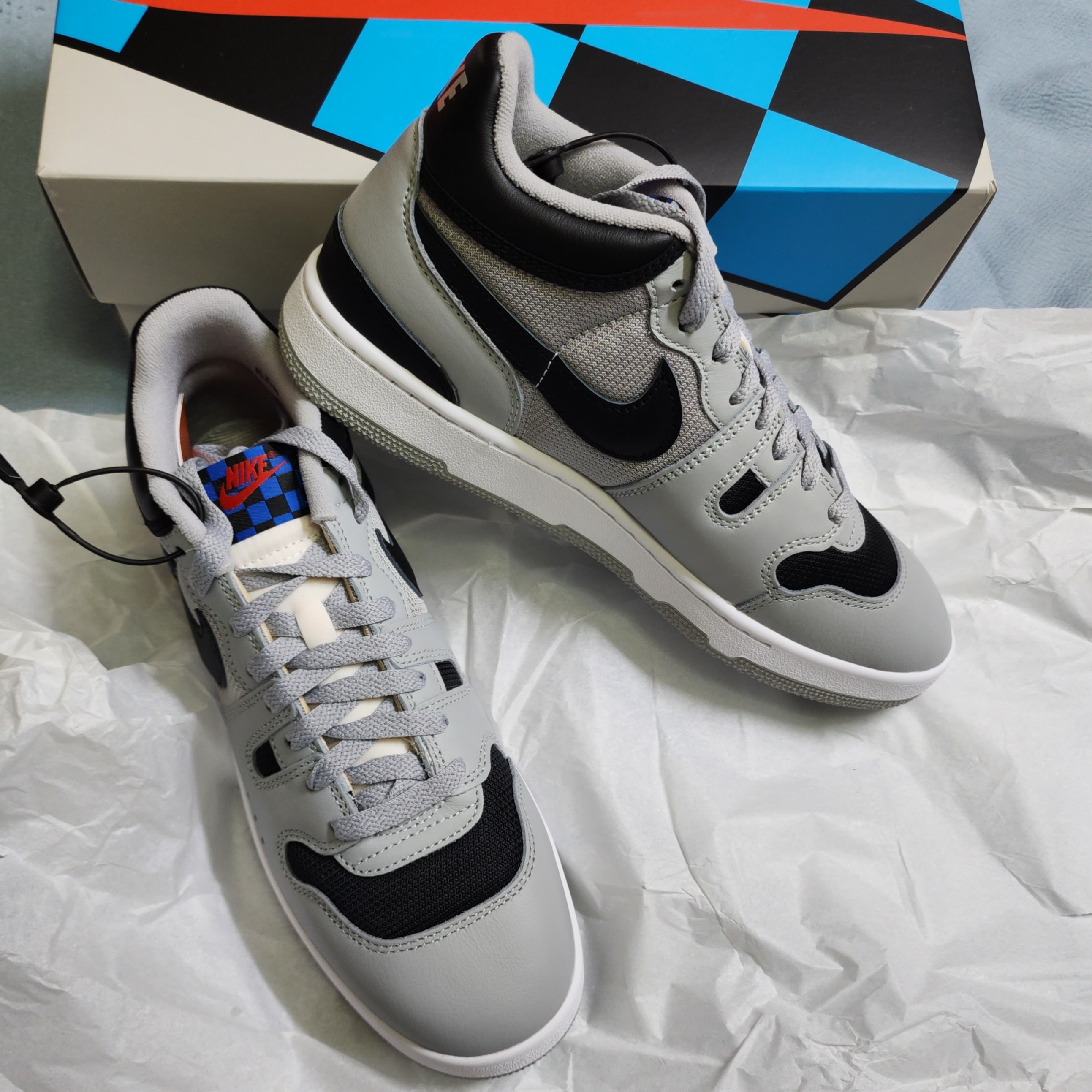 Nike Mac Attack QS SP Light Smoke Grey 착용 스타일 - 1