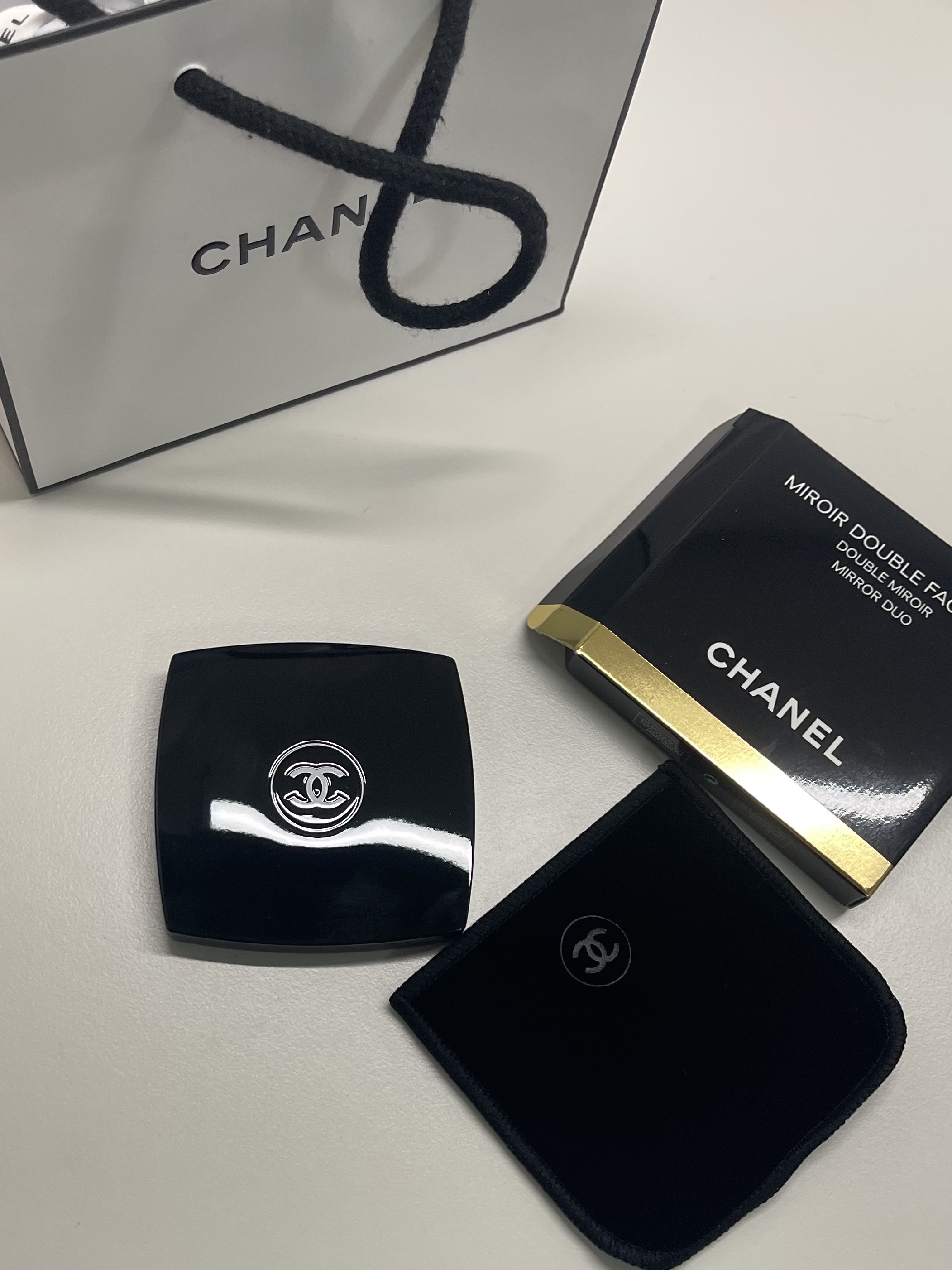 Chanel Miroir Double Facette 착용 스타일 - 1