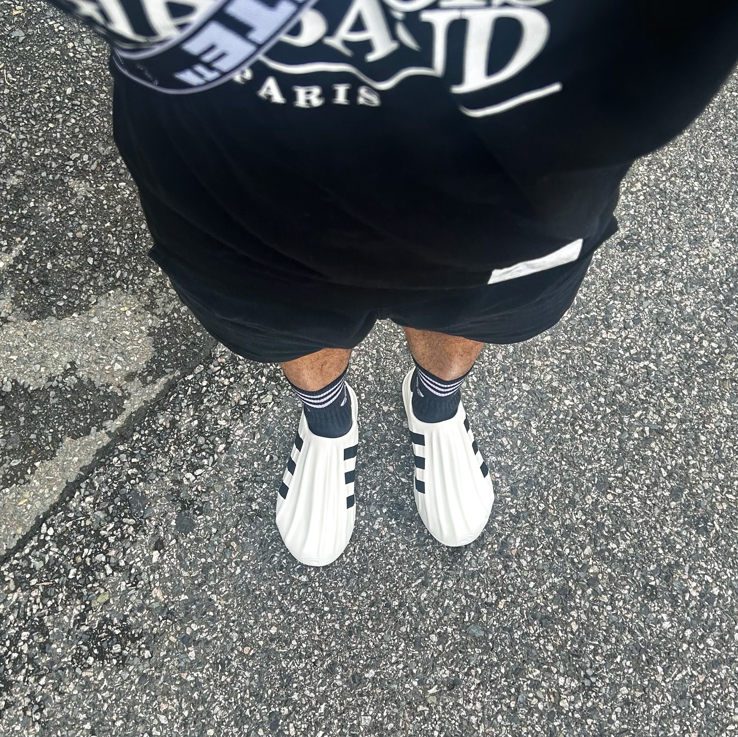Off-White x Amore Pacific Protection Box (Without Cosmetics), Adidas Adifom Superstar Core White 착용 스타일 - 3