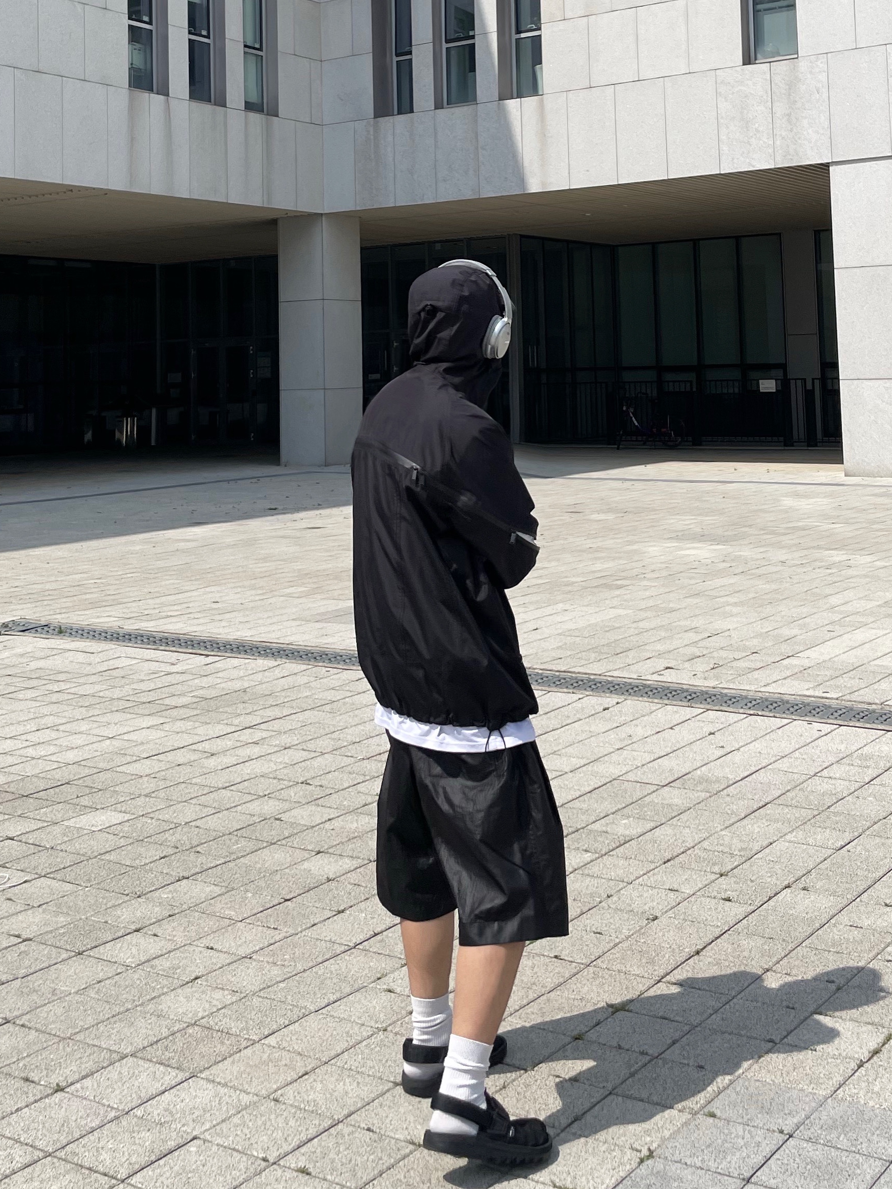 Undermycar Caudal Multi Zip Light Blouson Sargasso Sea - 21SS, Reebok Beatnik Triple Black 착용 스타일 - 2