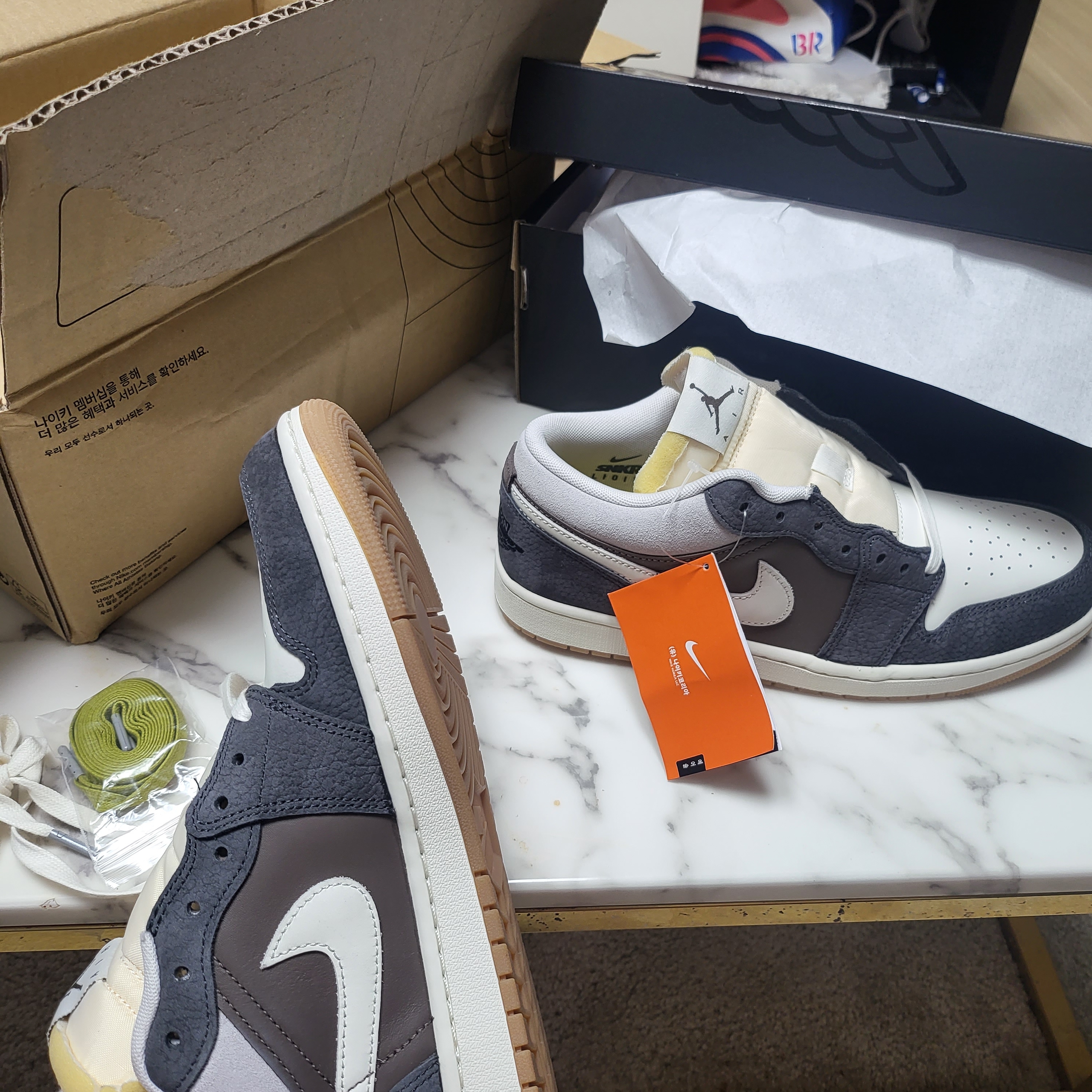 Jordan 1 Low Kkachi 착용 스타일