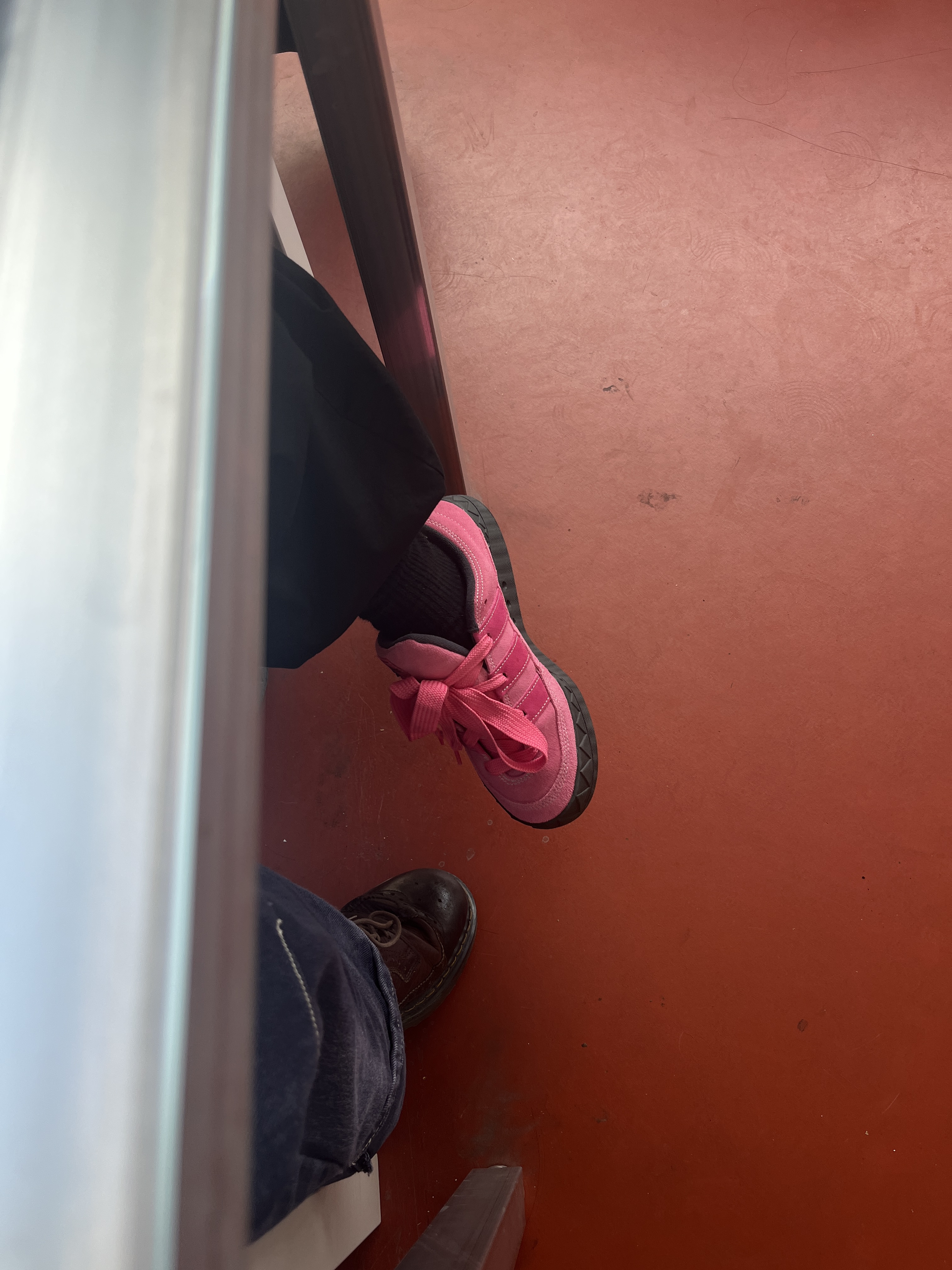 (W) Adidas Adimatic Pink Fusion 착용 스타일 - 2