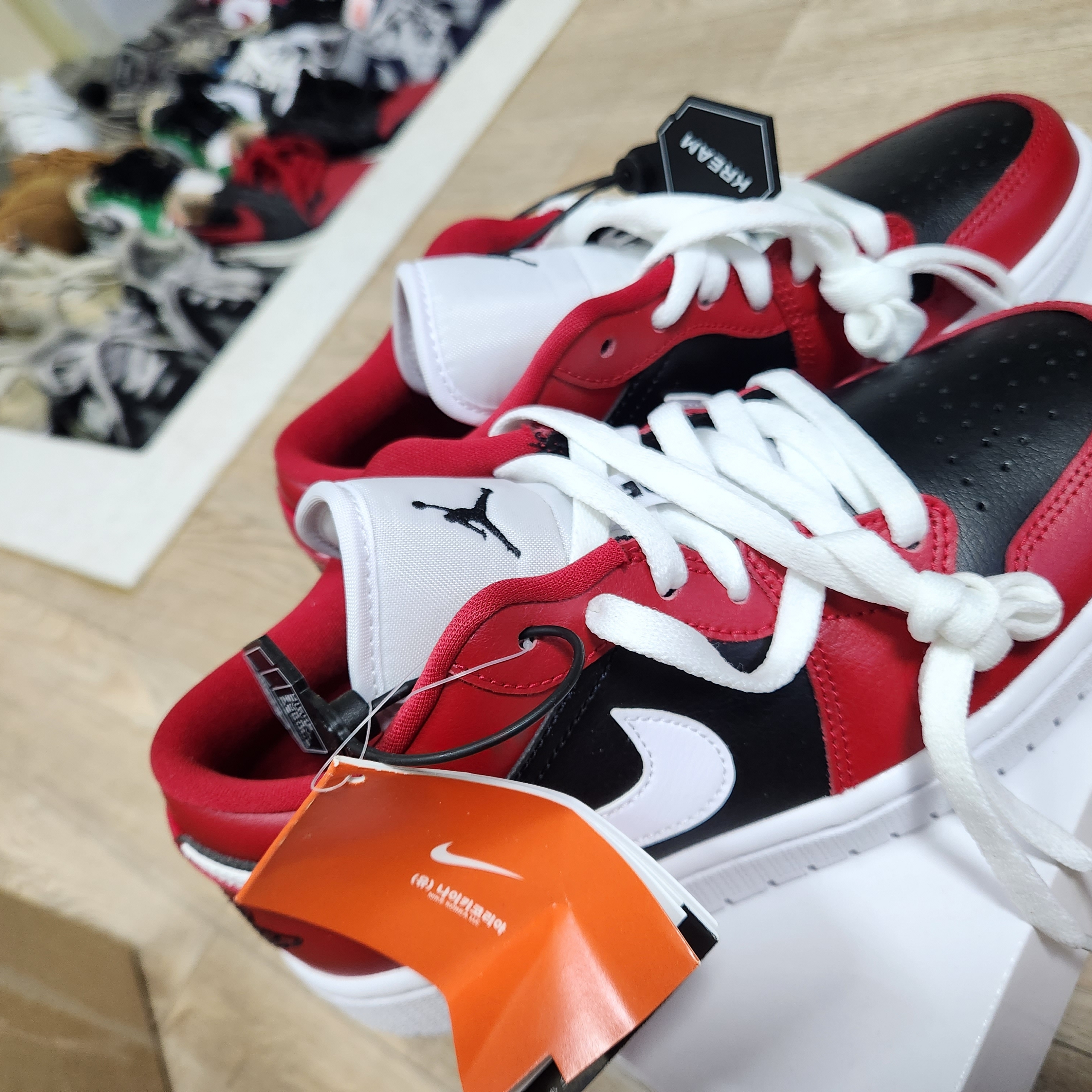 (W) Jordan 1 Low Chicago Flip 착용 스타일 - 3