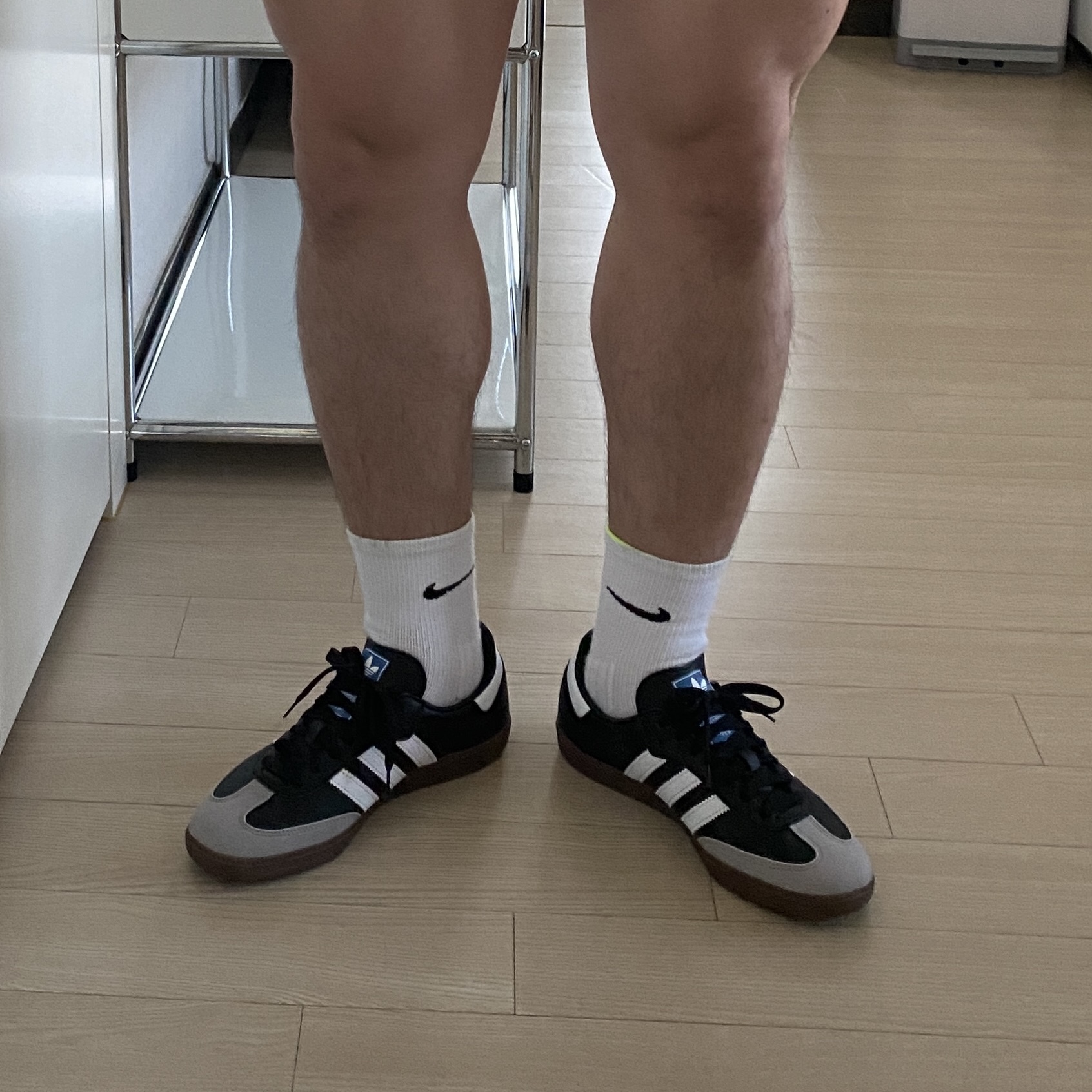 Adidas Samba Vegan Black White 착용 스타일