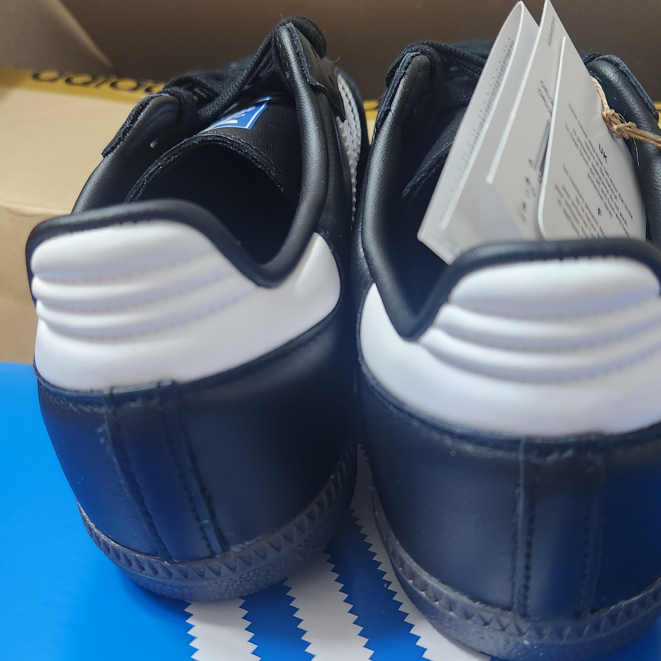 Adidas Samba OG Black White Gum 착용 스타일 - 4