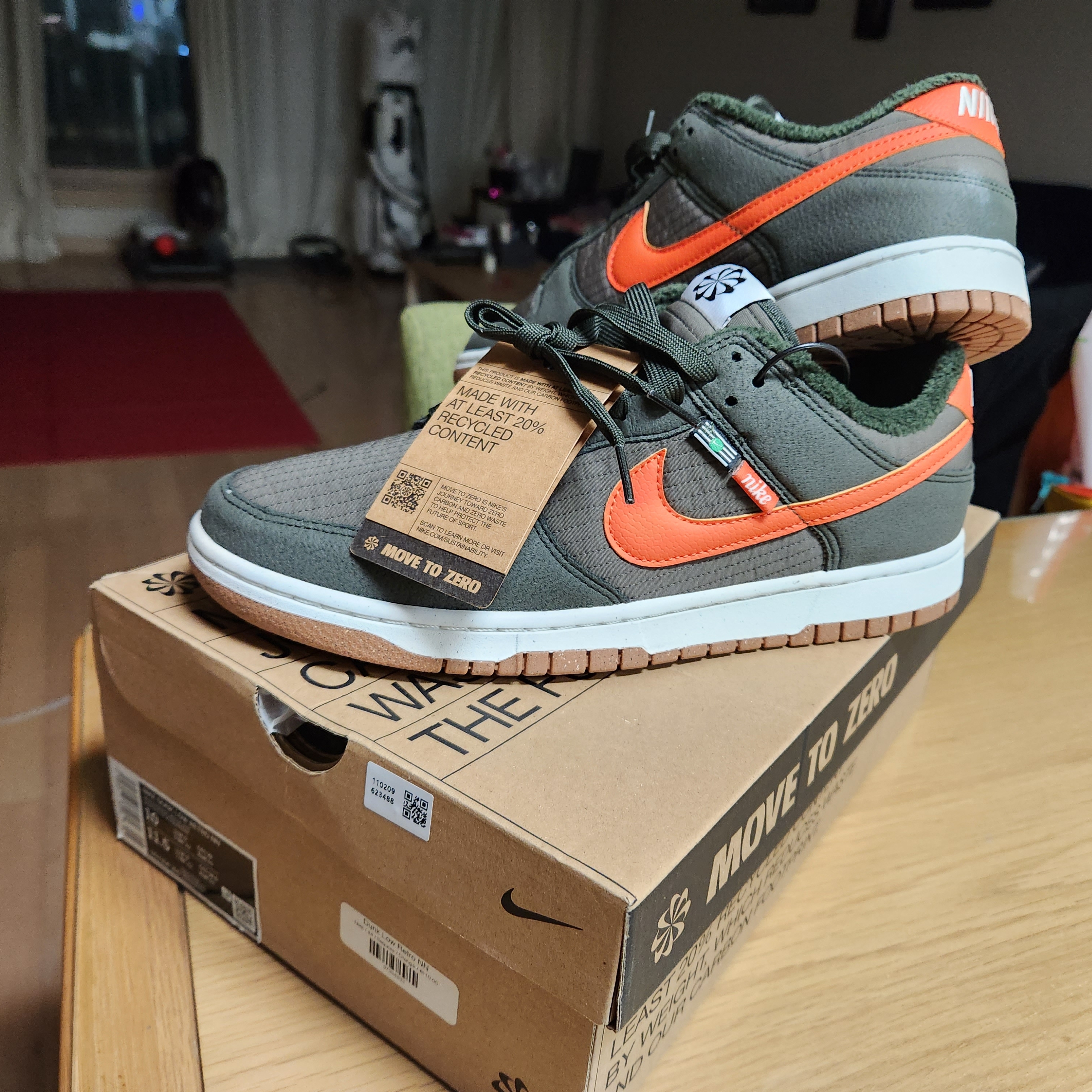 Nike Dunk Low Retro Next Nature Sequoia Olive 착용 스타일