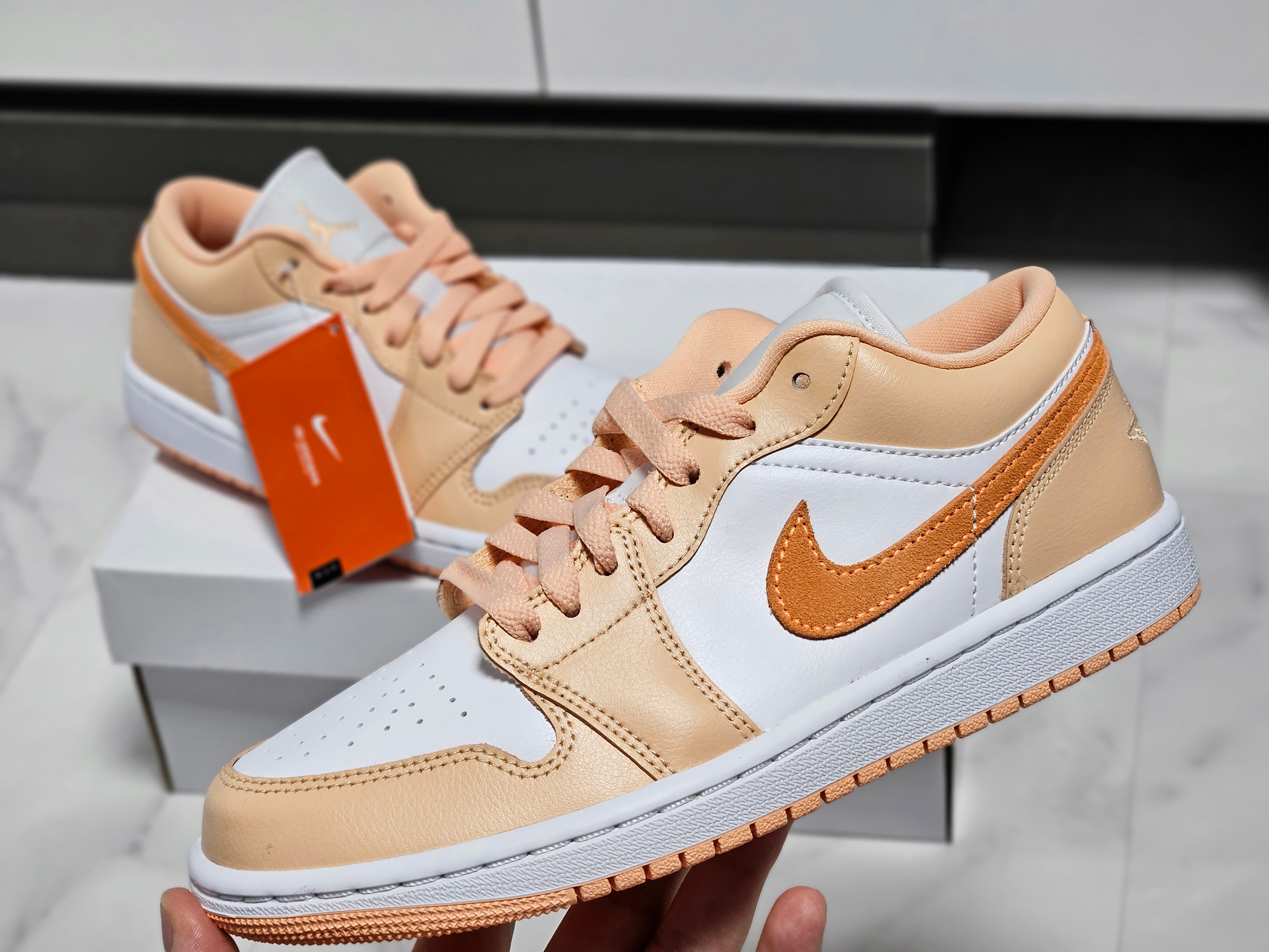 (W) Jordan 1 Low Sunset Haze 착용 스타일 - 4