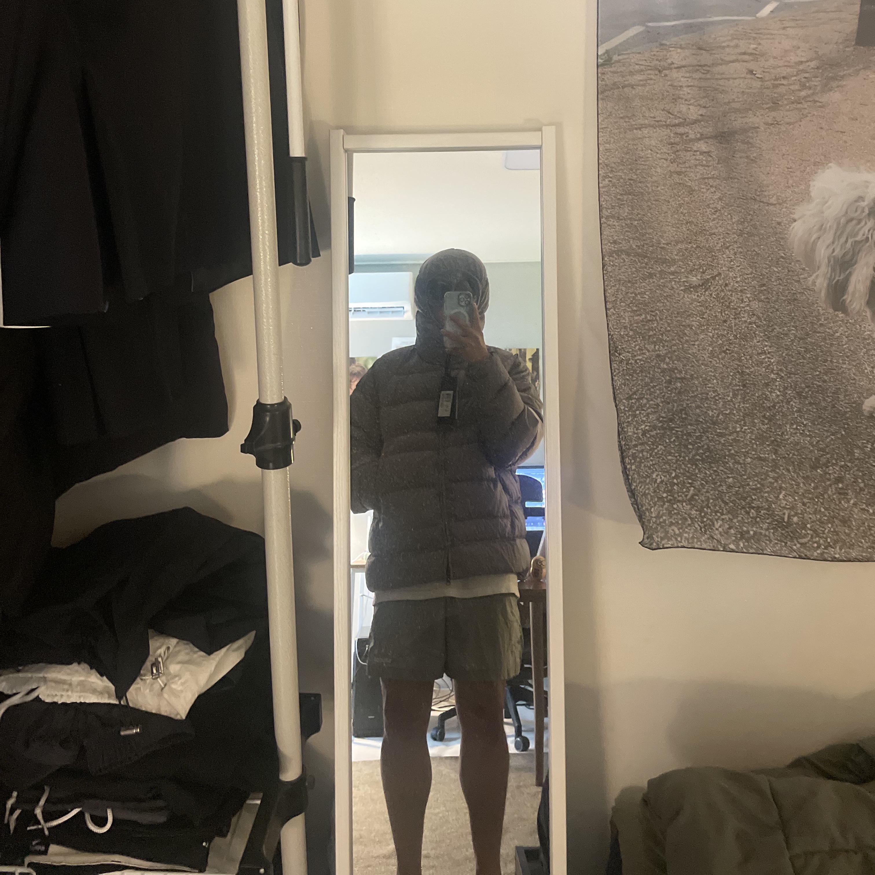 C.P. Company Eco-Chrome R Hooded Down Goggle Jacket Metal Grey - 22FW, IAB Studio Woven Shorts Gray 착용 스타일 - 1