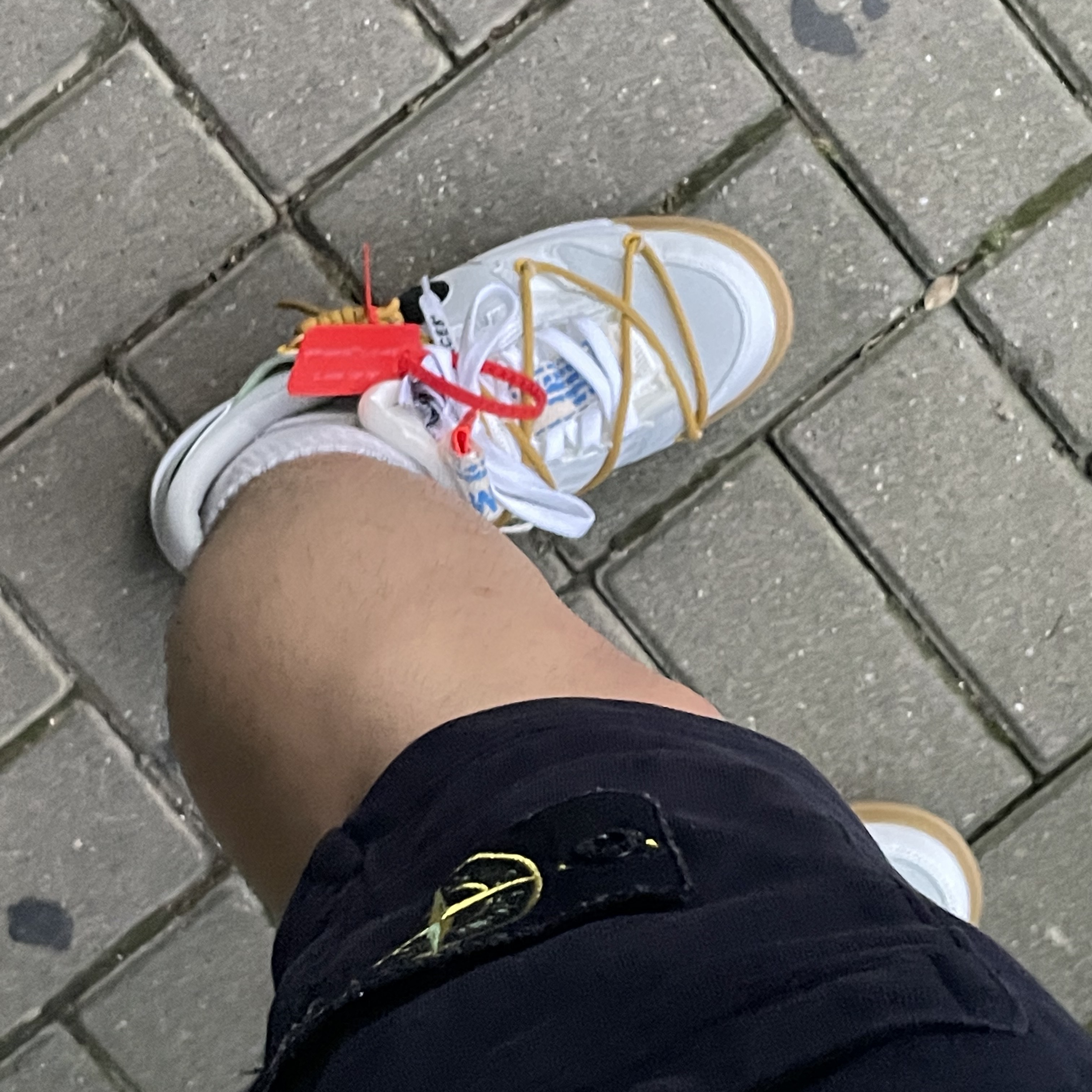 Nike Air Dunk Jumbo Photon Dust, Stone Island 64651 Fleece Bermuda Shorts Navy Blue - 23SS 착용 스타일 - 4
