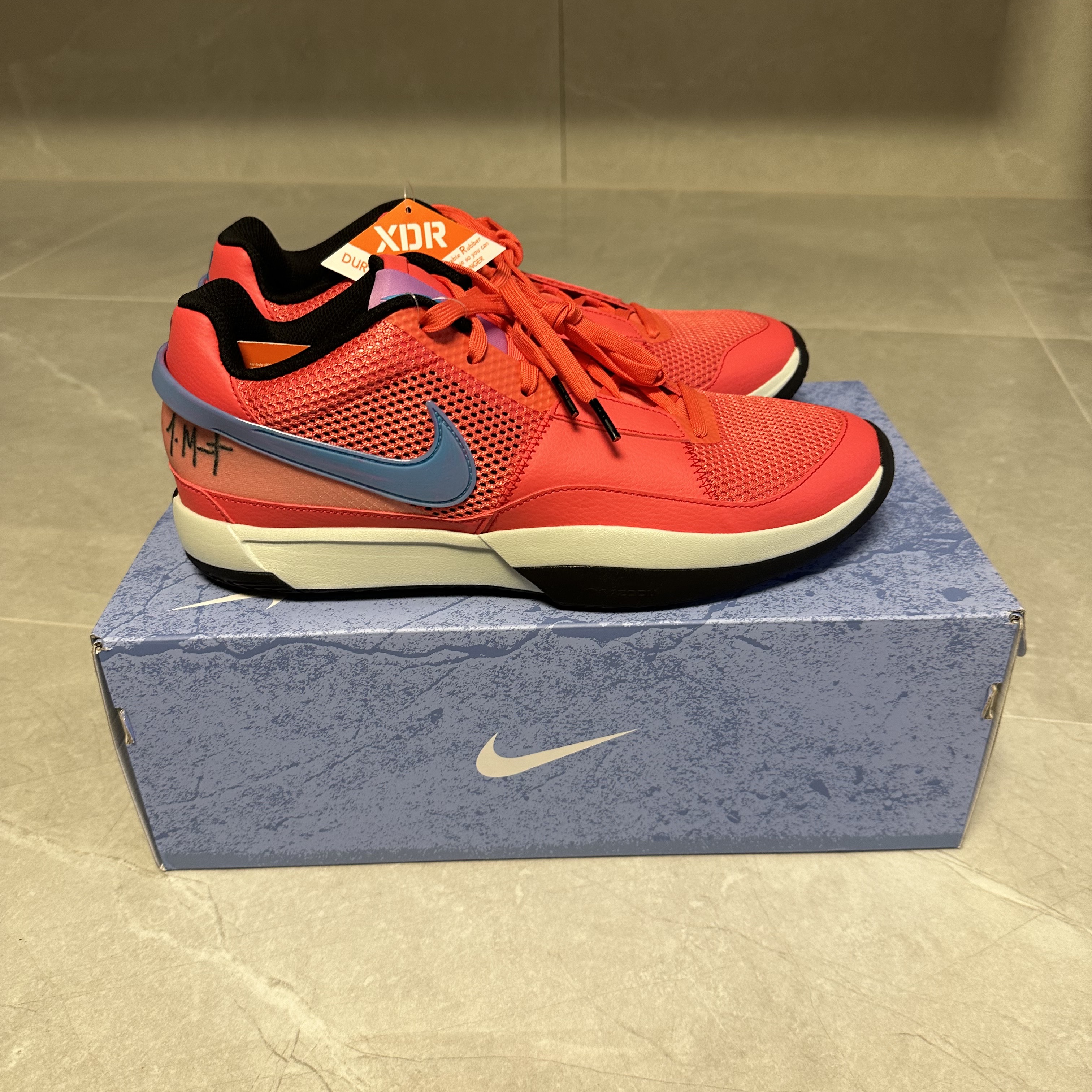 Nike Ja 1 EP Ember Glow 착용 스타일 - 2