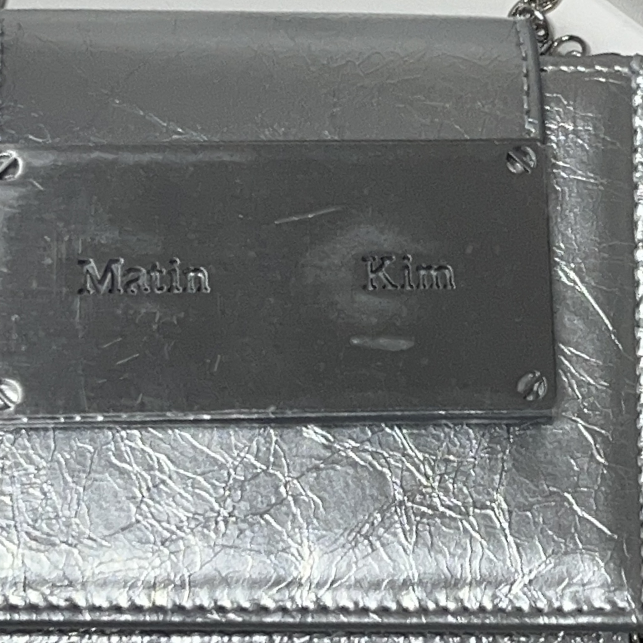 Matin Kim Accordion Mini Bag Silver 착용 스타일