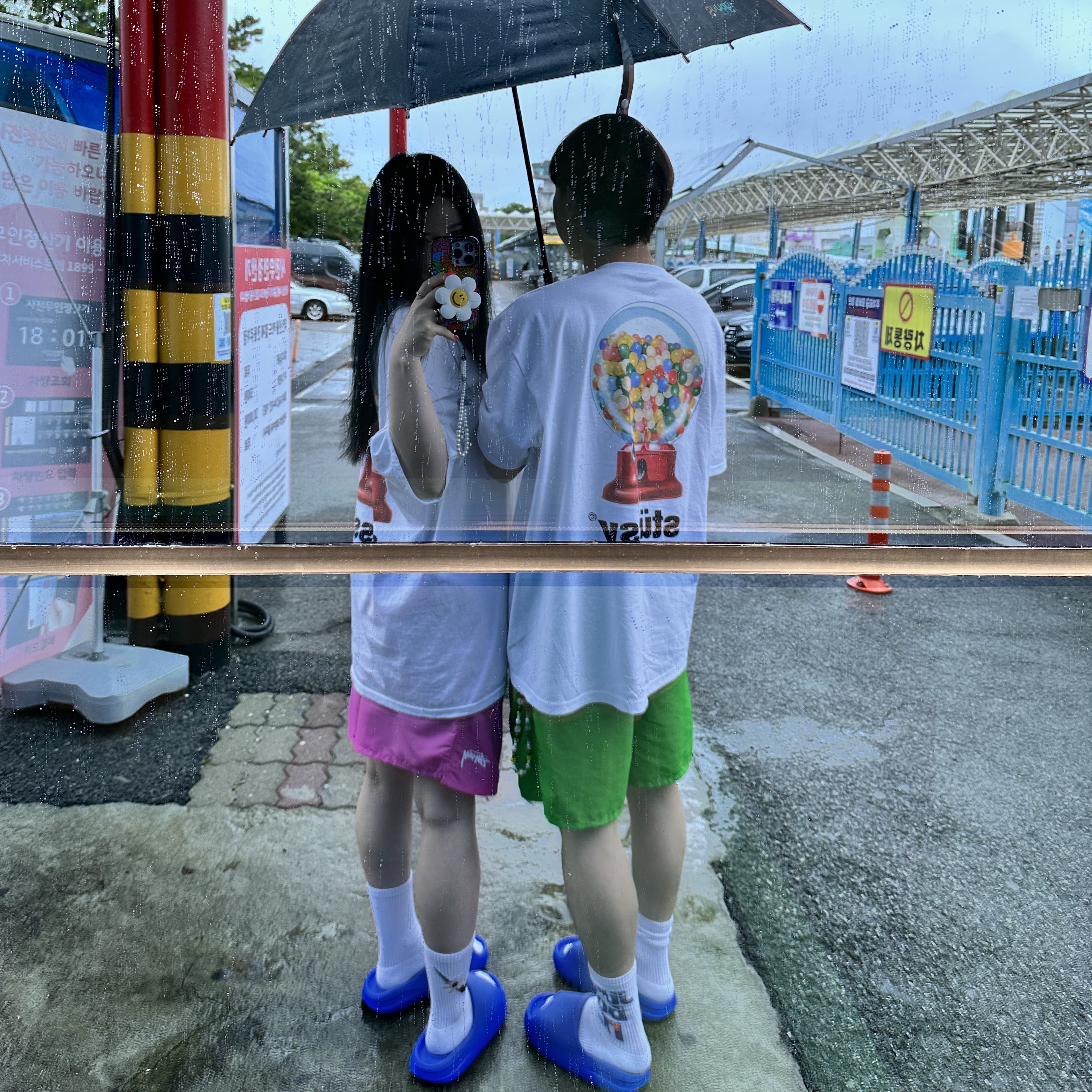 Stussy Stock Water Shorts Gum Pink, Stussy Stock Water Shorts Classic Green 착용 스타일
