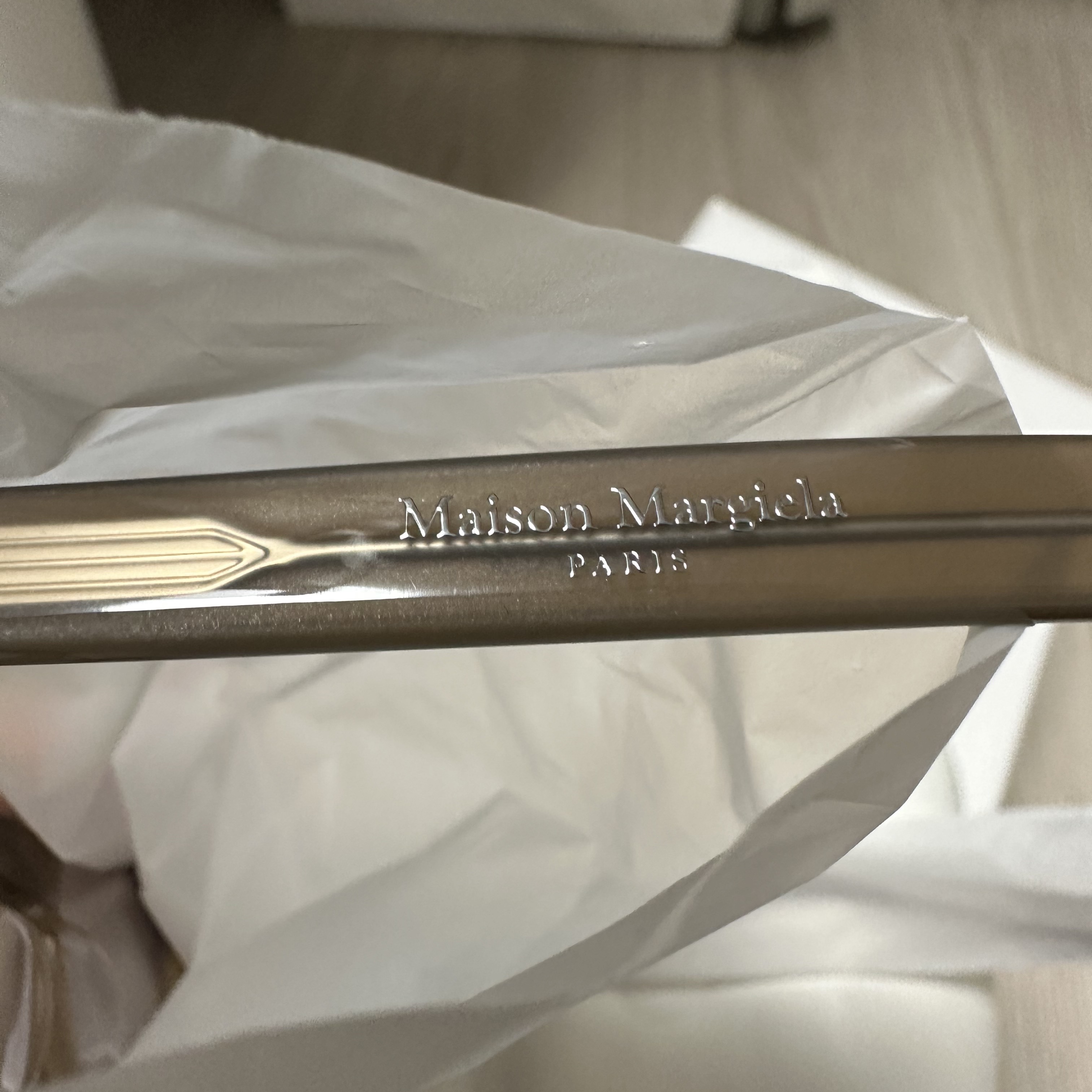Gentle Monster x Maison Margiela MM009 Clear Brown, Gentle Monster x Maison Margiela MM009 Clear Black 착용 스타일 - 2