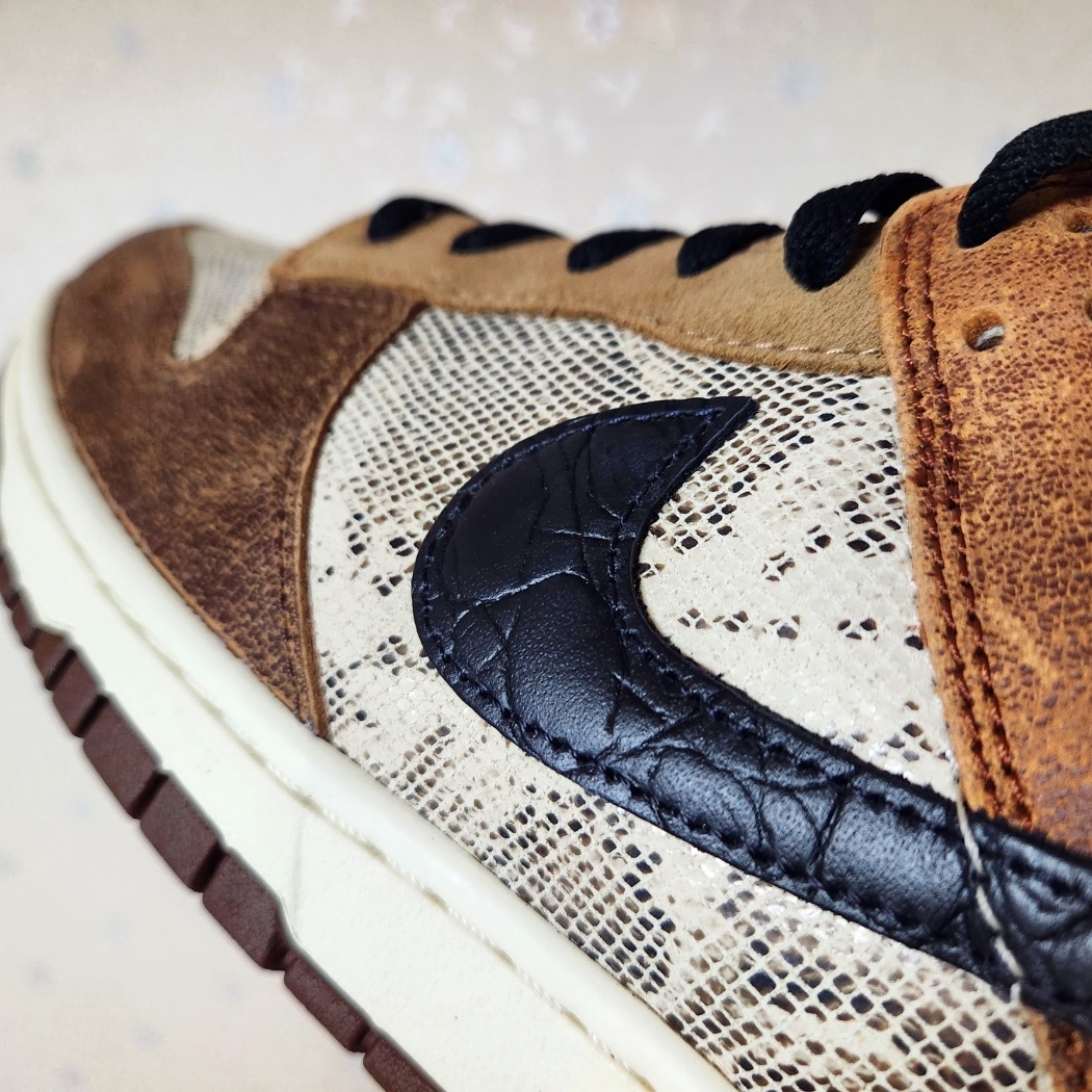 Nike Dunk Low PRM Head to Head 착용 스타일 - 5