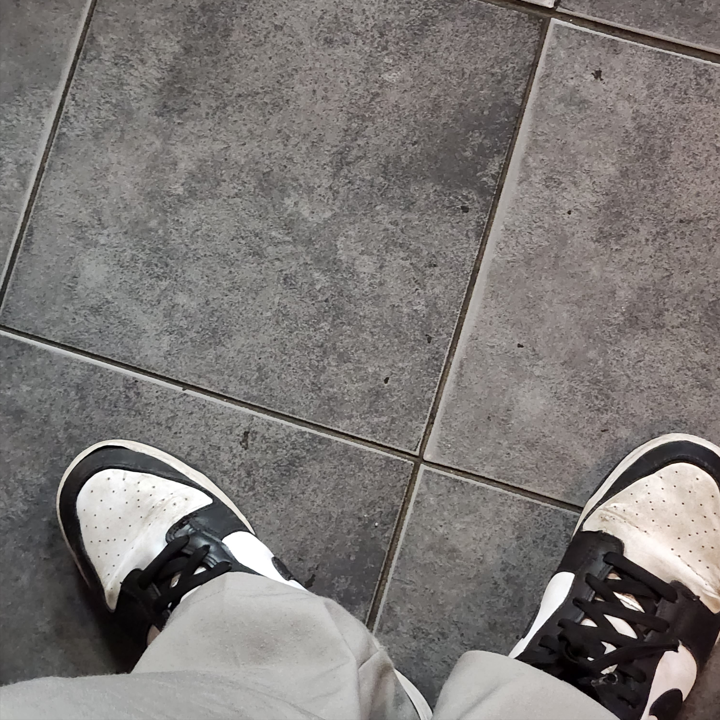 Nike Dunk Low Retro Black 착용 스타일
