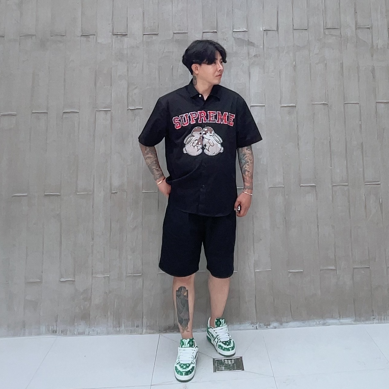 Supreme Bunnies S/S Work Shirt Black - 23SS, Louis Vuitton LV Trainer Sneakers Monogram Textile Green 착용 스타일