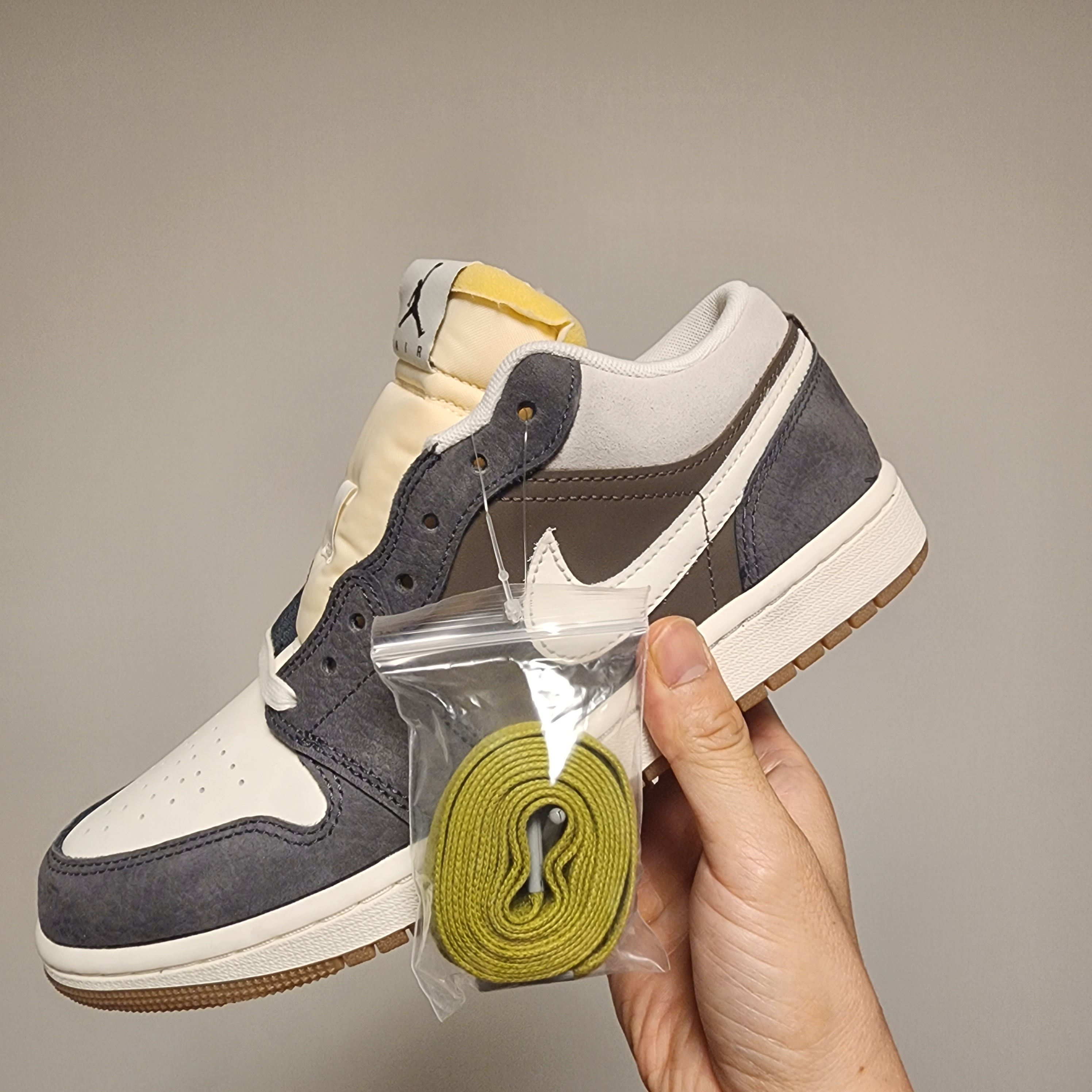 Jordan 1 Low Kkachi 착용 스타일 - 1