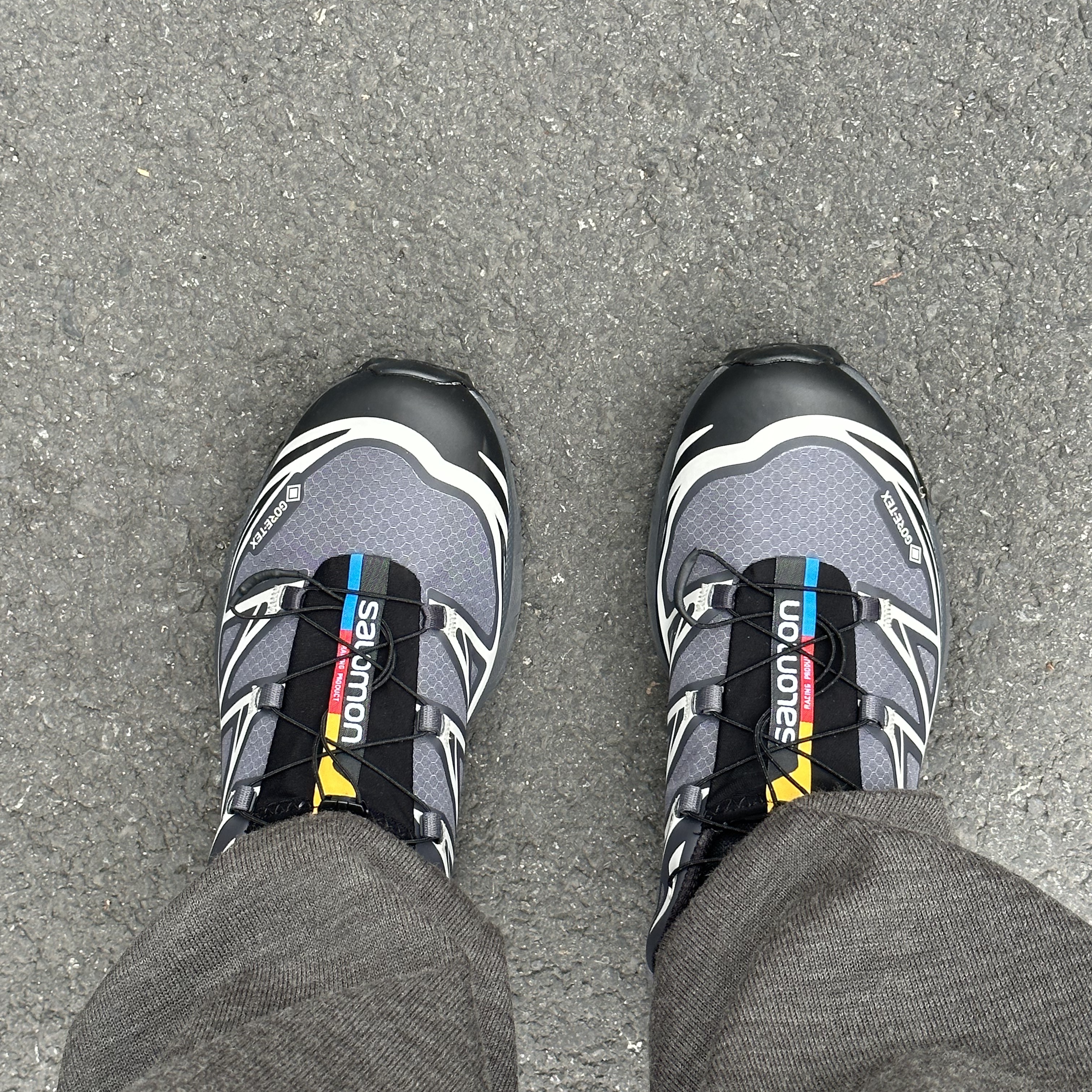 Salomon XT-6 Gore-Tex Black Ebony 착용 스타일