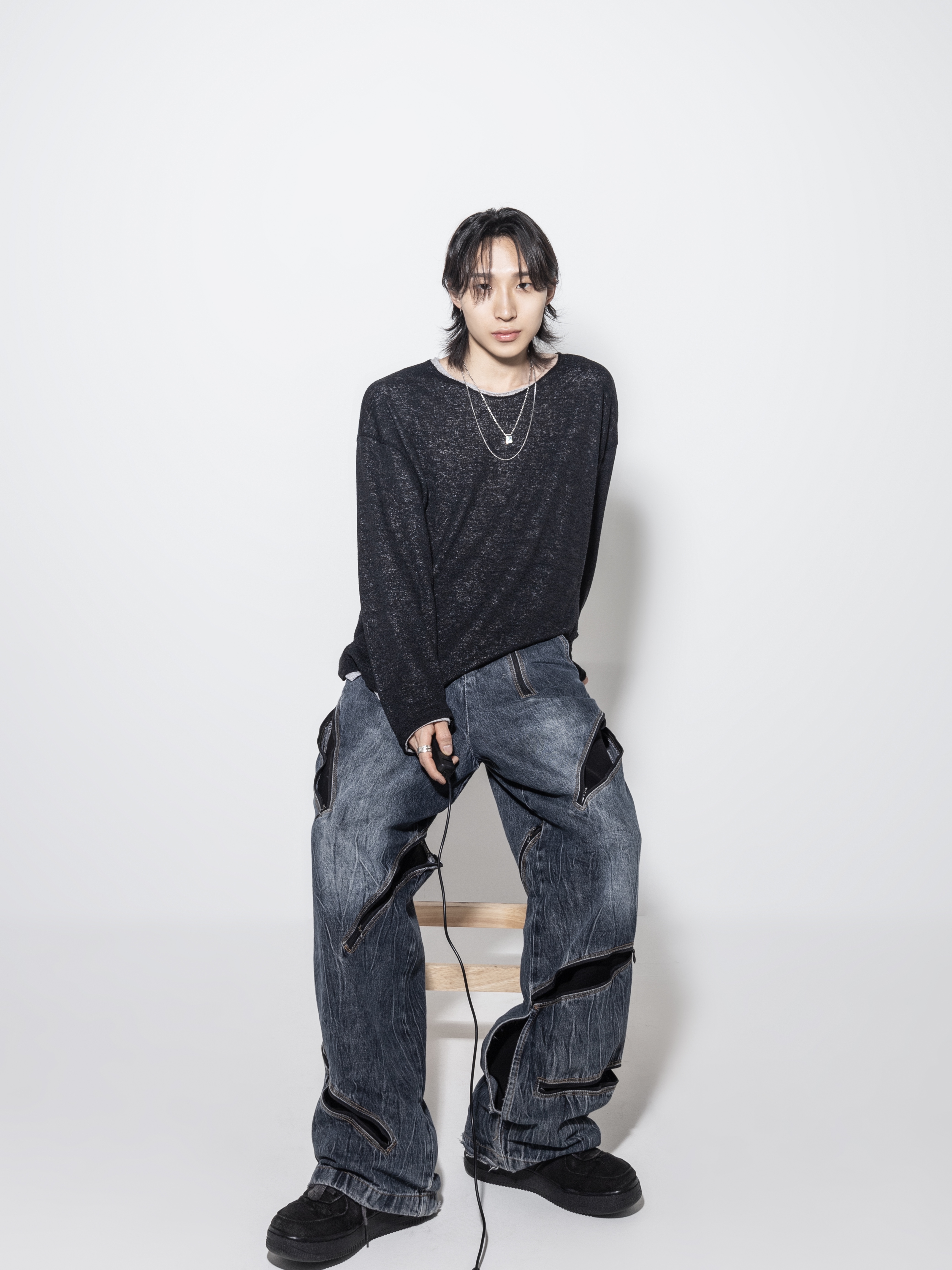 Nike x Stussy Air Force 1 Low Triple Black 착용 스타일
