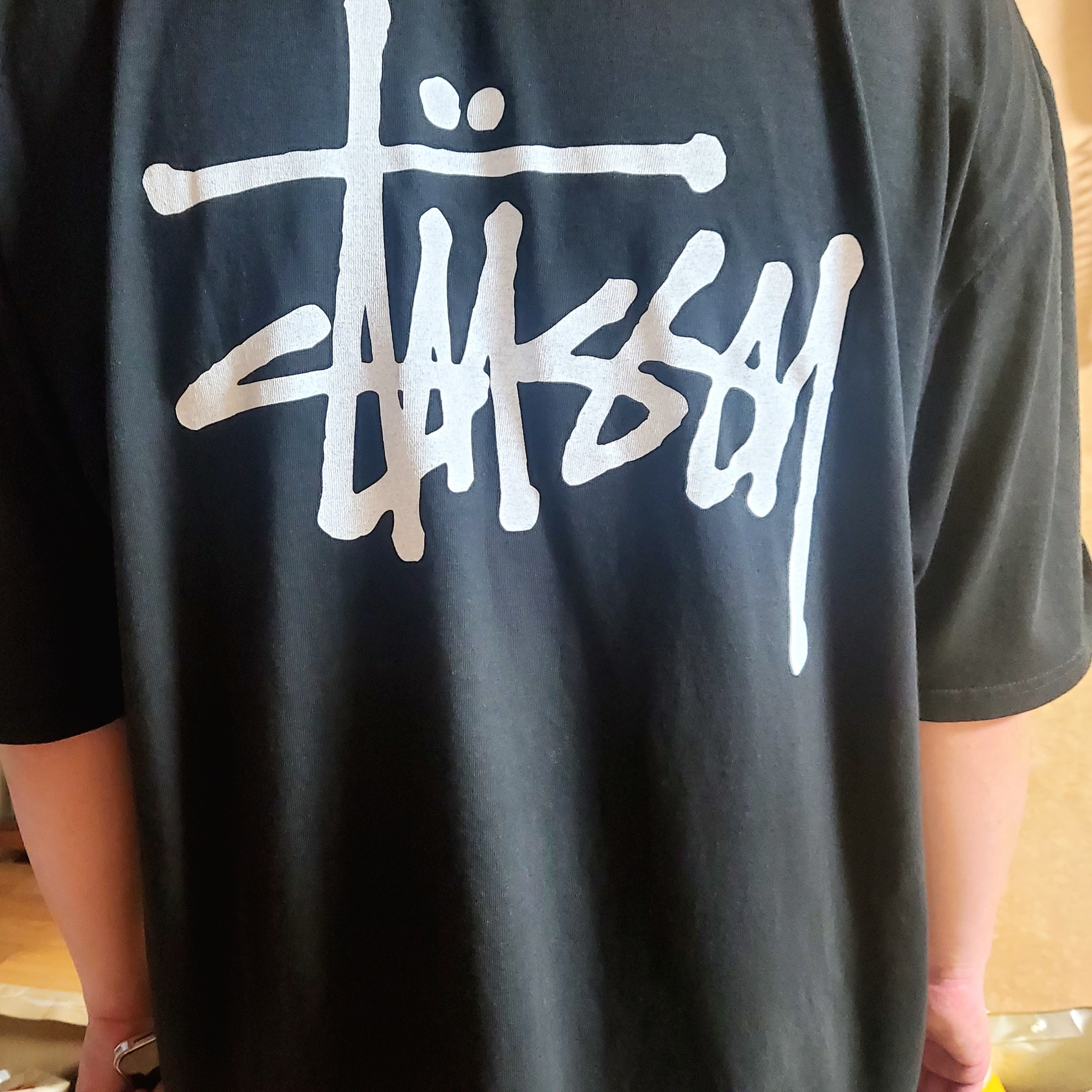 Stussy Basic Stussy Pigment Dyed T-Shirt Black 2023 착용 스타일 - 1