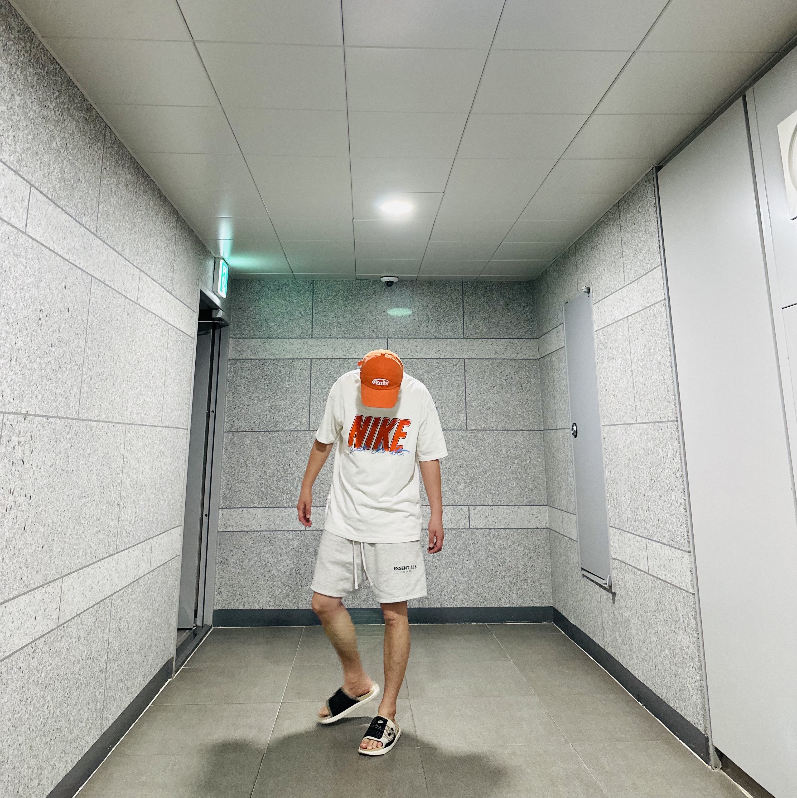 Nike M NRG Dunk '85 T-Shirt Sail - US/EU, Essentials Sweatshorts Oatmeal - 21SS 착용 스타일 - 5