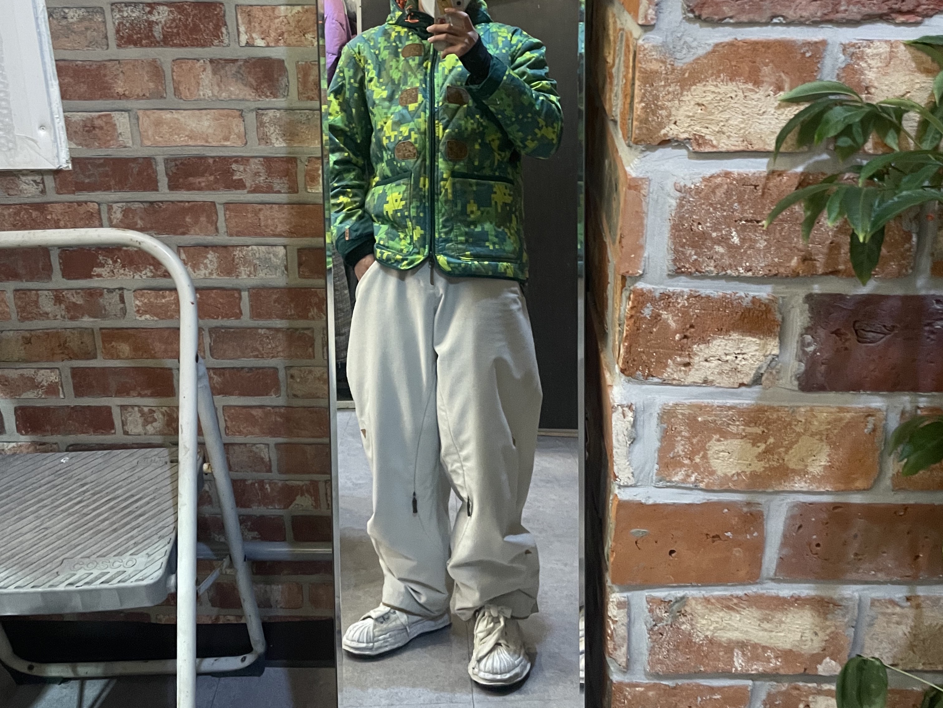 Maison Mihara Yasuhiro Blakey OG Sole Canvas Low-top Sneakers White 착용 스타일