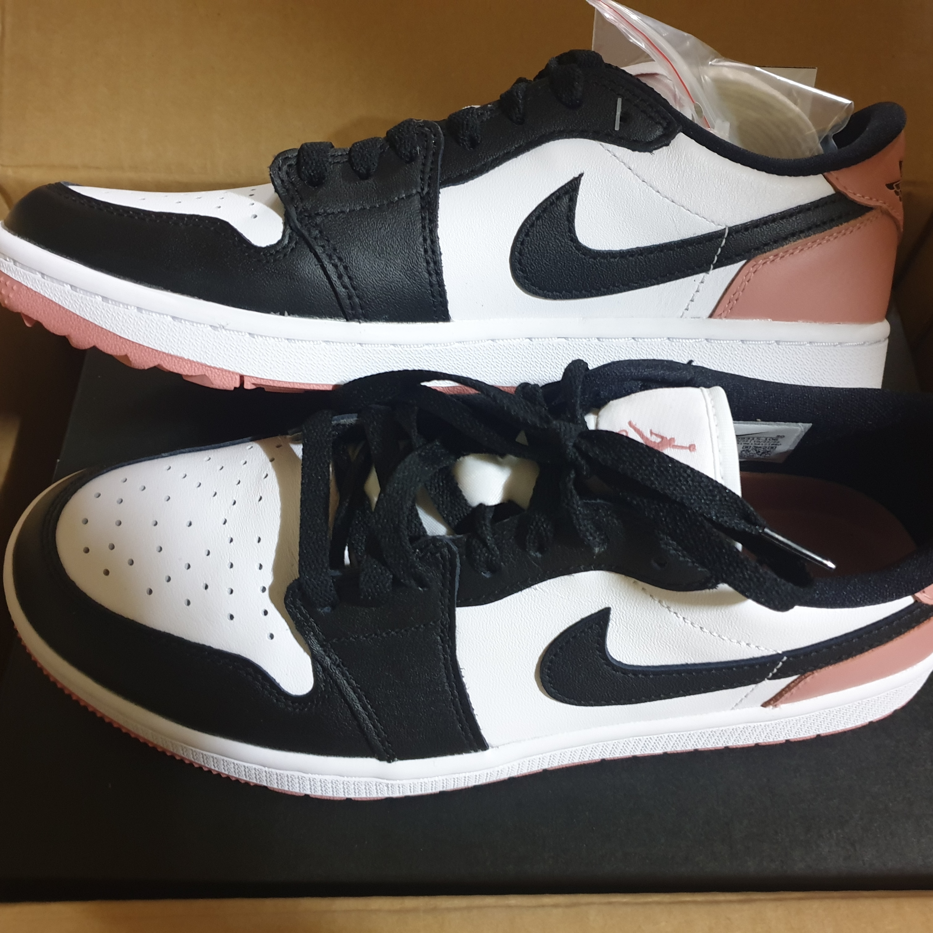 Jordan 1 Low Golf Rust Pink 착용 스타일
