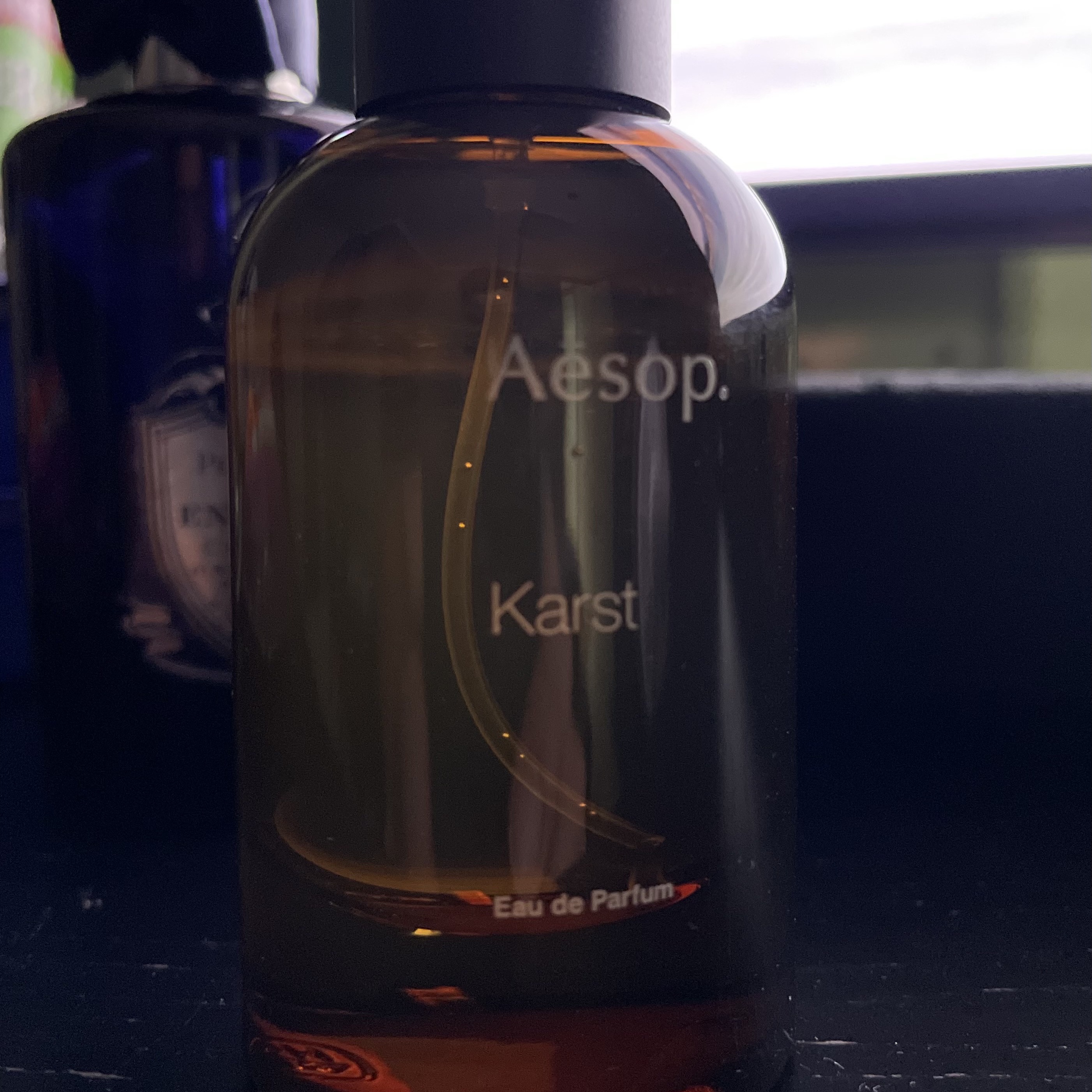Aesop Karst Eau De Parfum 50ml 착용 스타일