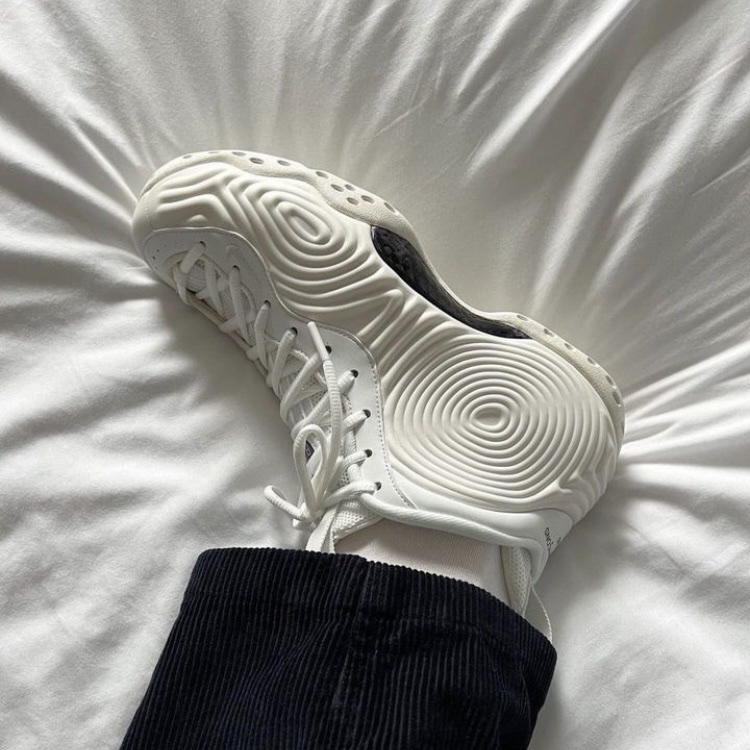 Nike x Comme des Garcons Homme Plus Air Foamposite One White 착용 스타일