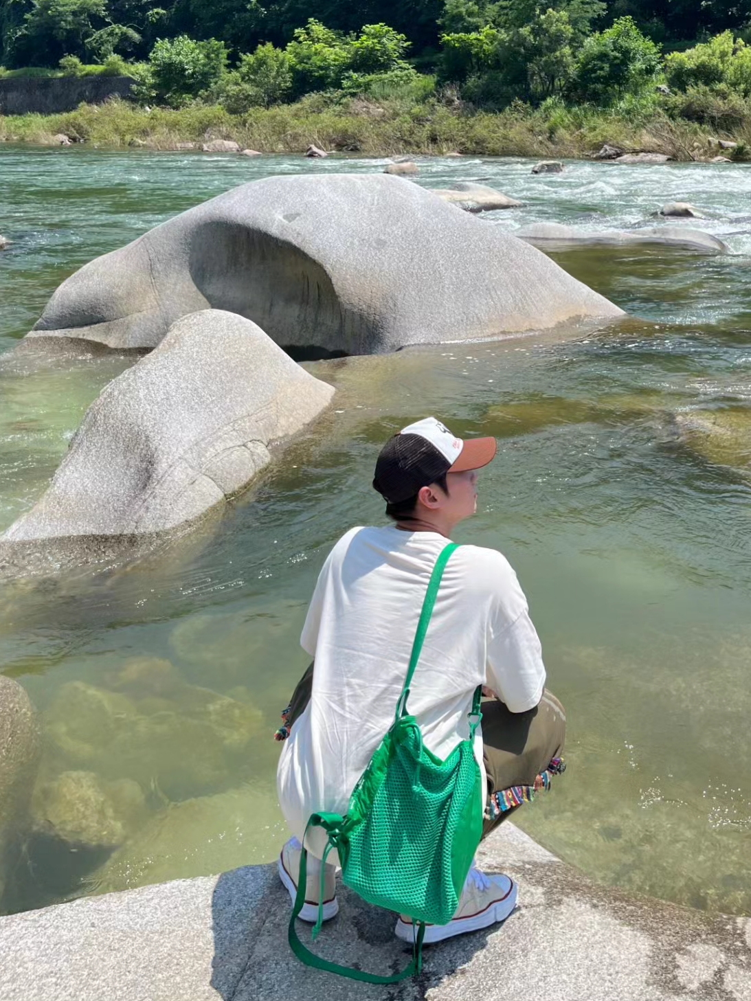Maison Mihara Yasuhiro Peterson OG Sole Canvas Low-top Sneakers Natural, Supreme Mesh Small Backpack Green - 23SS 착용 스타일 - 1