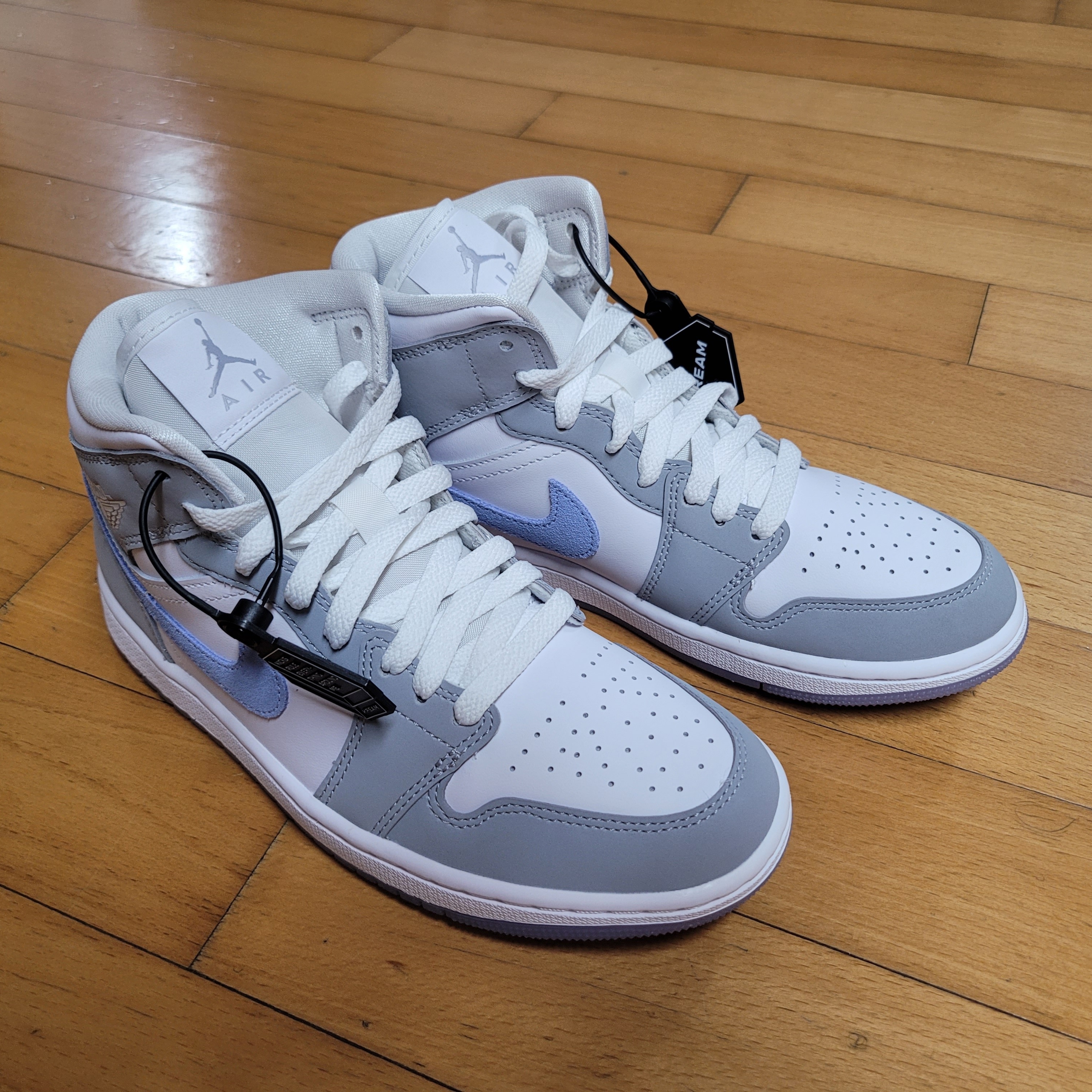 (W) Jordan 1 Mid Wolf Grey 착용 스타일 - 4
