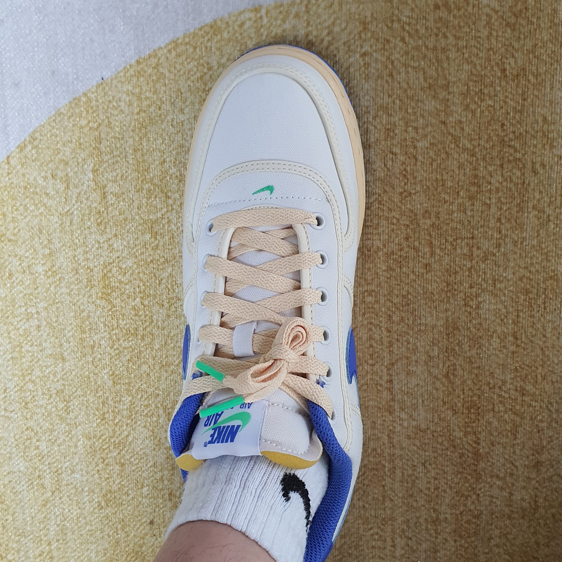 (W) Nike Air Force 1 '07 Sail Medium Blue 착용 스타일