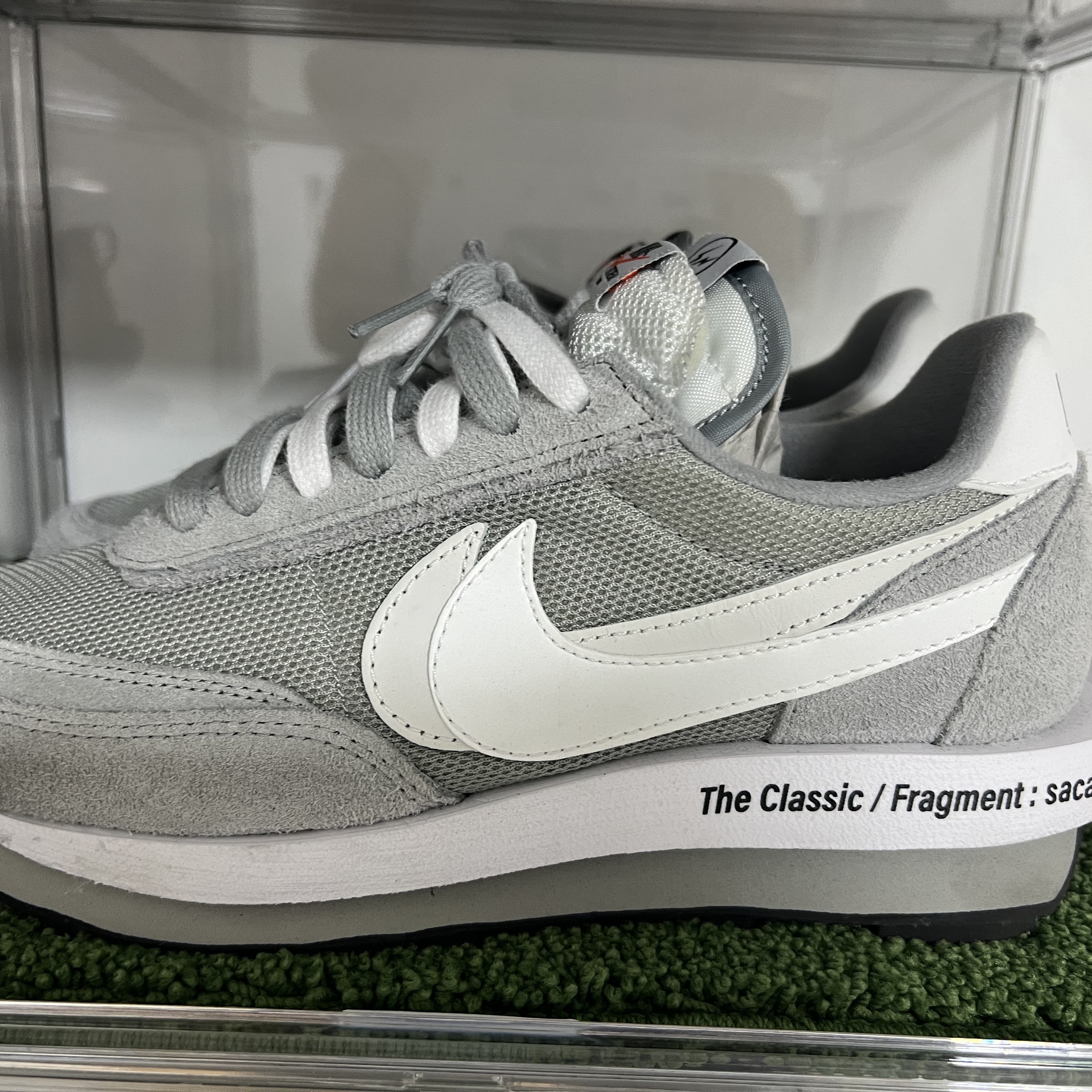 Nike x Sacai x Fragment LDWaffle Light Smoke Grey 착용 스타일