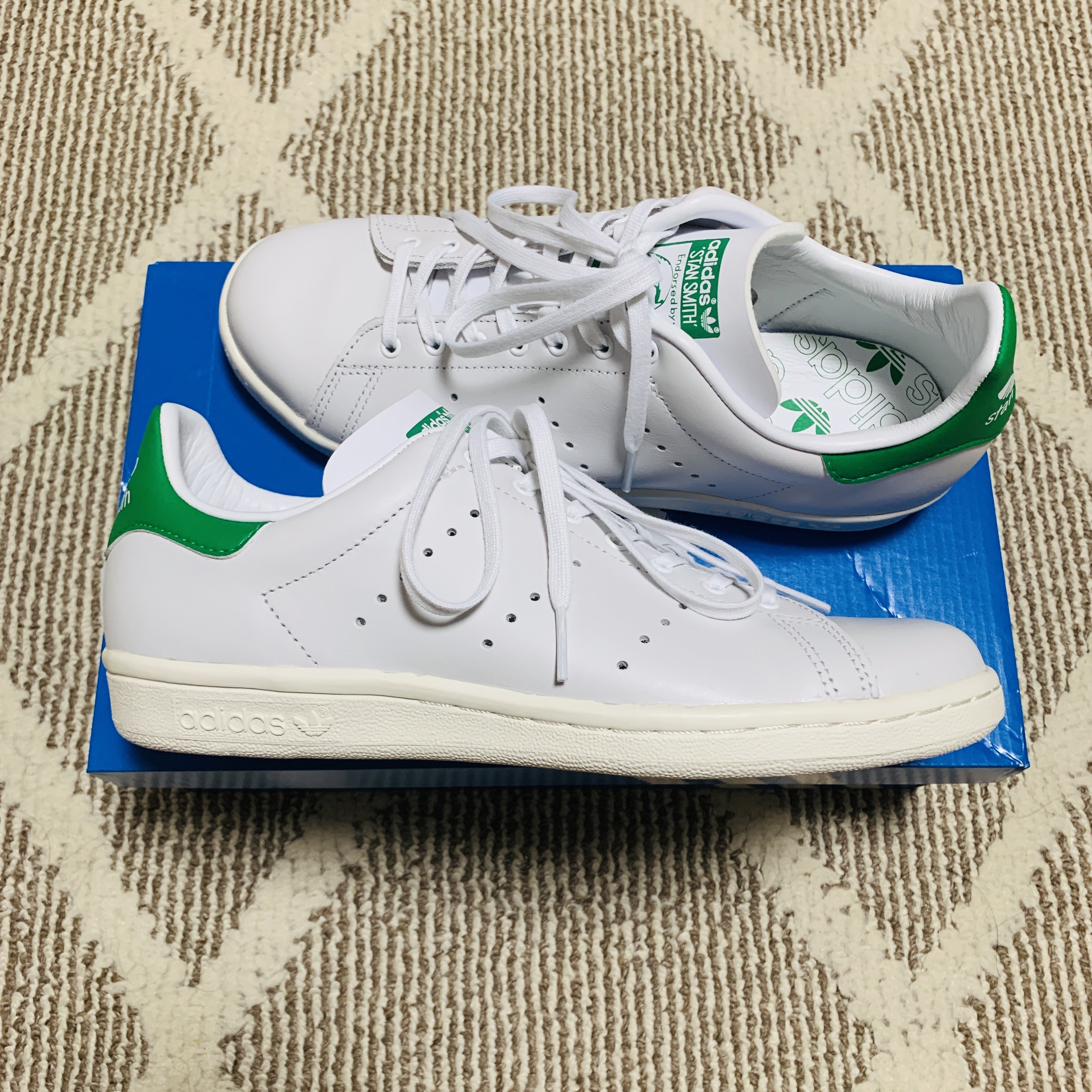 Adidas Stan Smith 80s Cloud White Green 착용 스타일 - 2