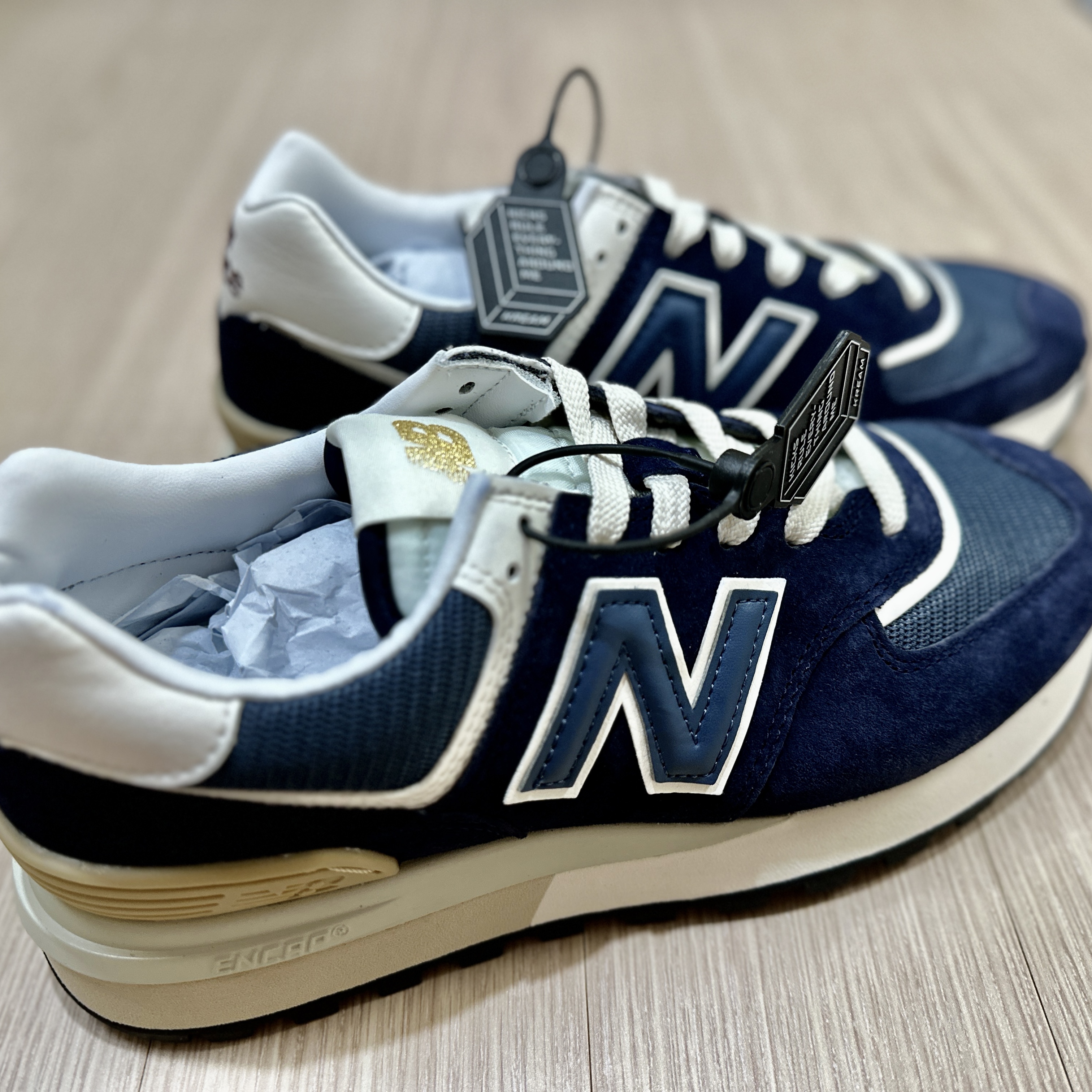 New Balance 574 Legacy Navy 착용 스타일