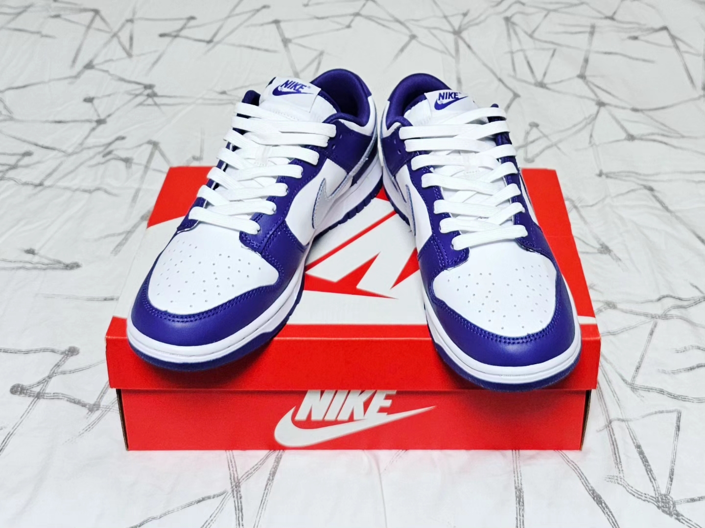 Nike Dunk Low Retro Championship Court Purple 착용 스타일 - 3