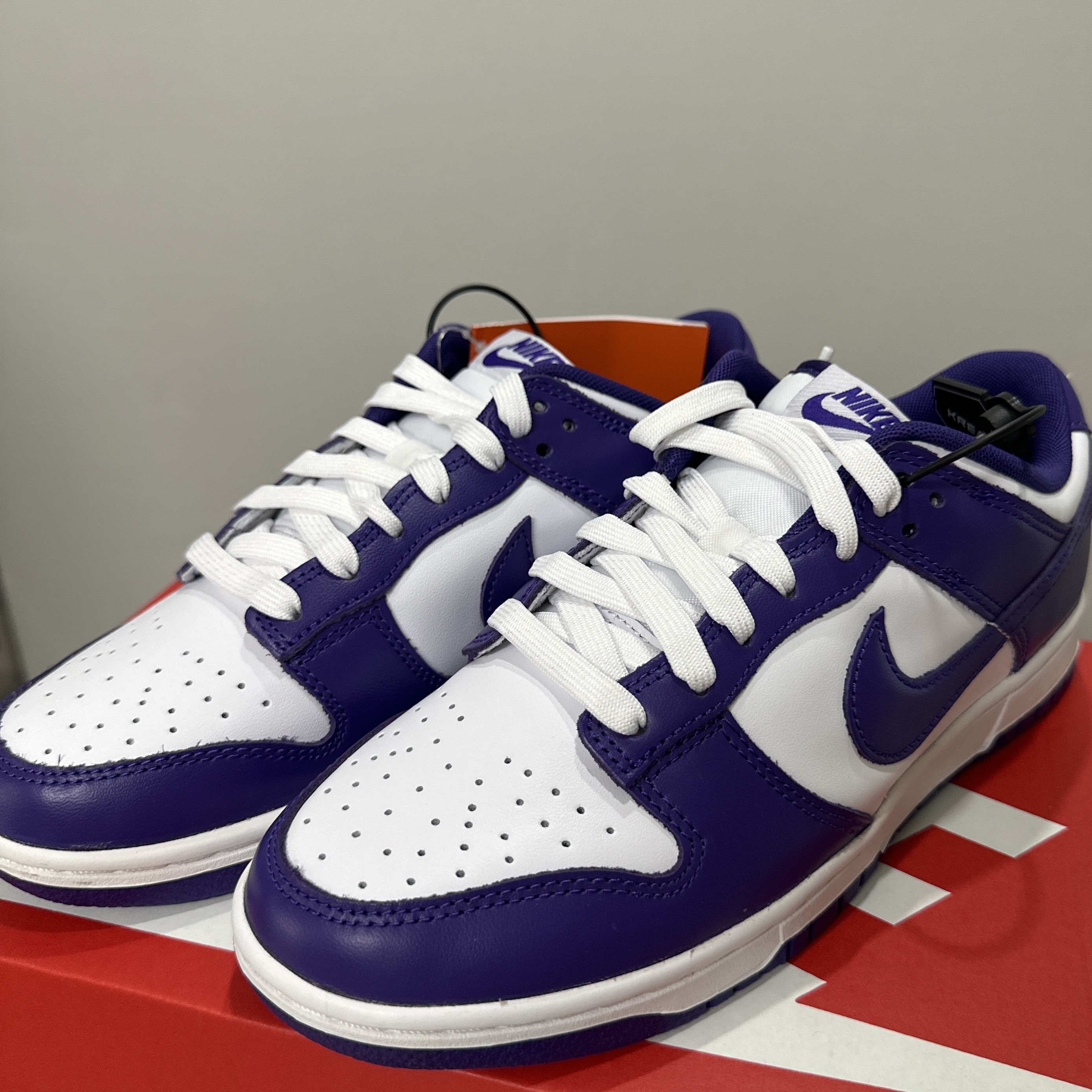 Nike Dunk Low Retro Championship Court Purple 착용 스타일