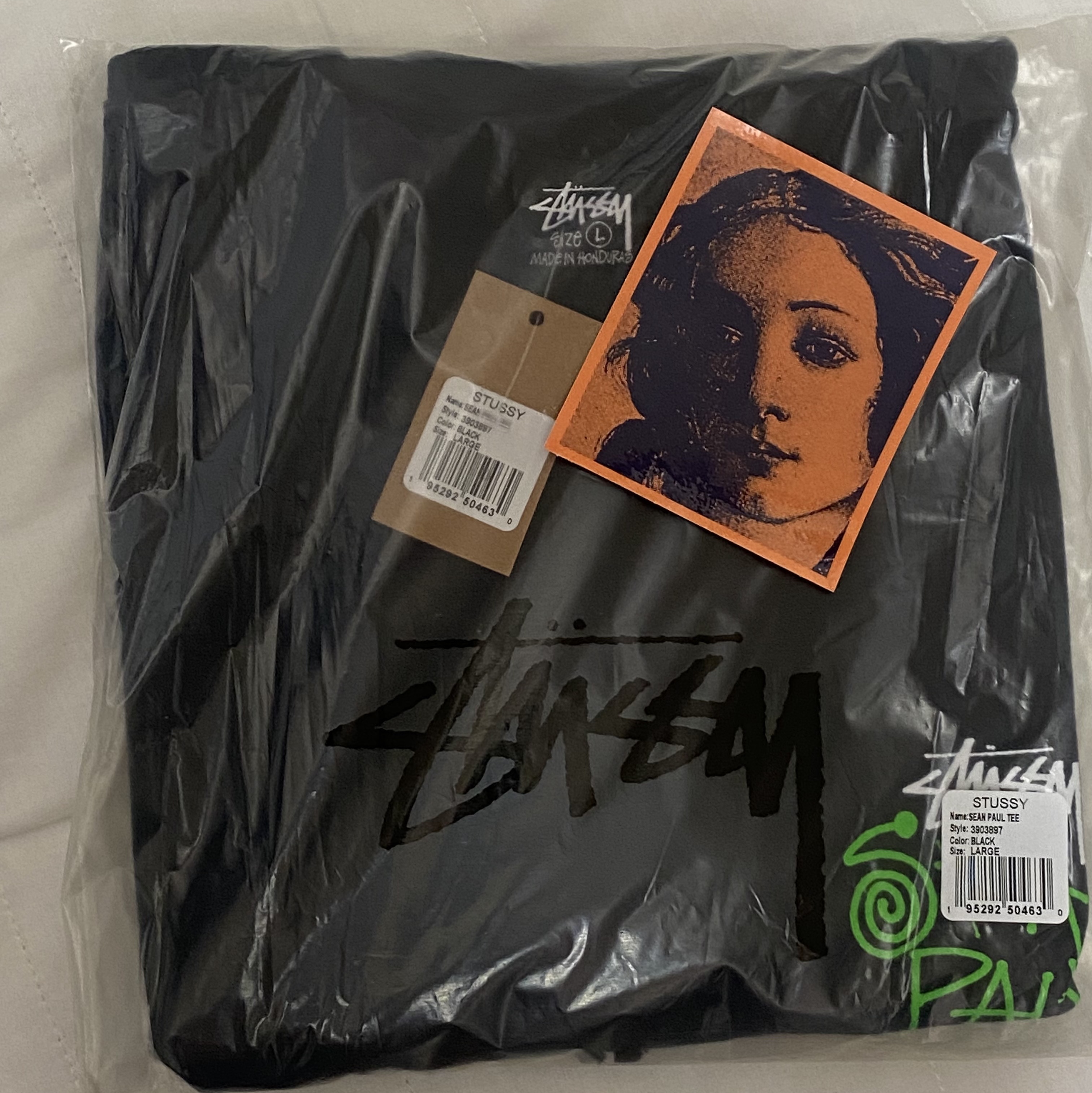 Stussy x Sean Paul T-Shirt Black 착용 스타일