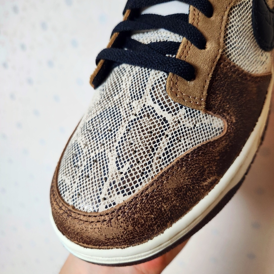 Nike Dunk Low PRM Head to Head 착용 스타일 - 4