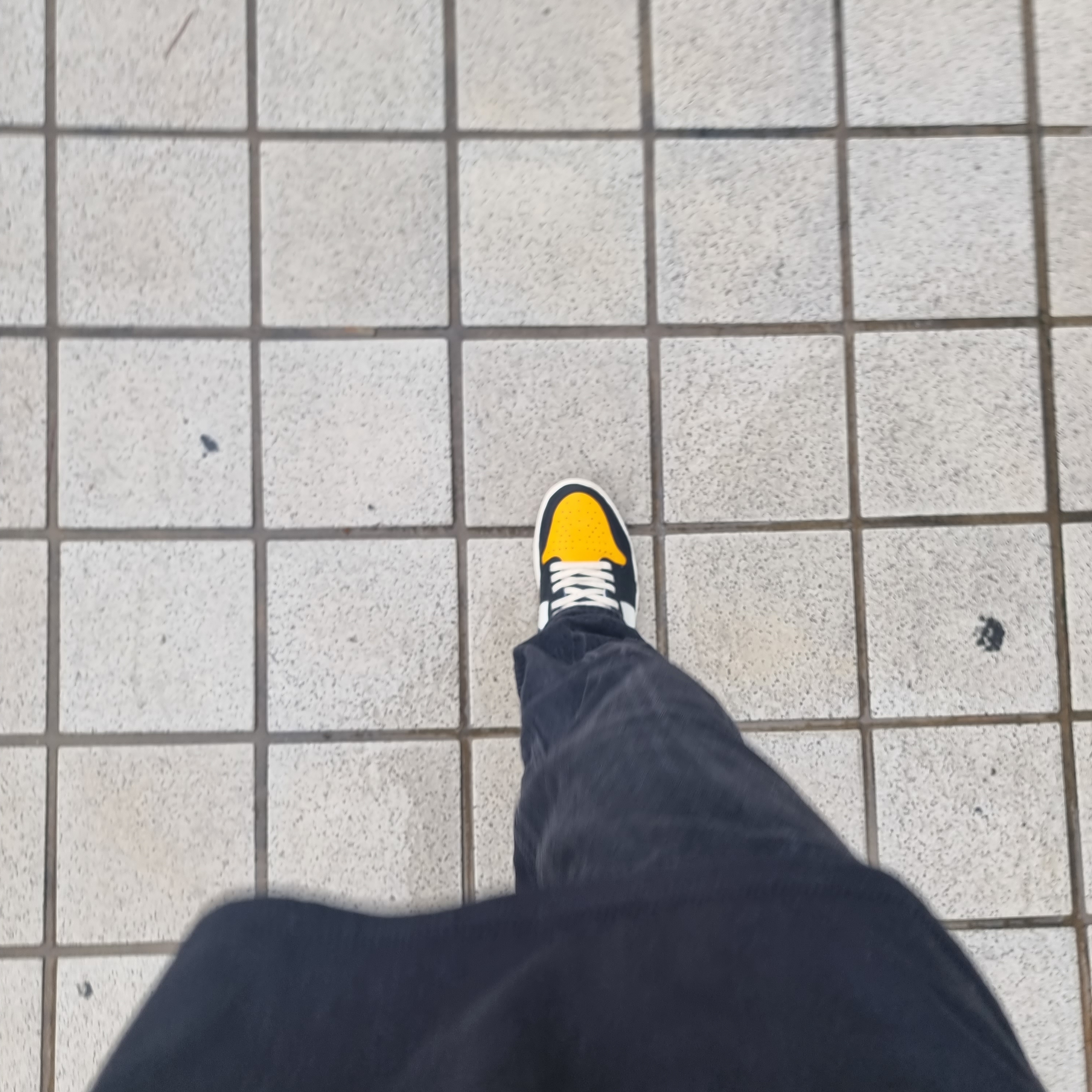 Jordan 1 Retro High OG Taxi 착용 스타일
