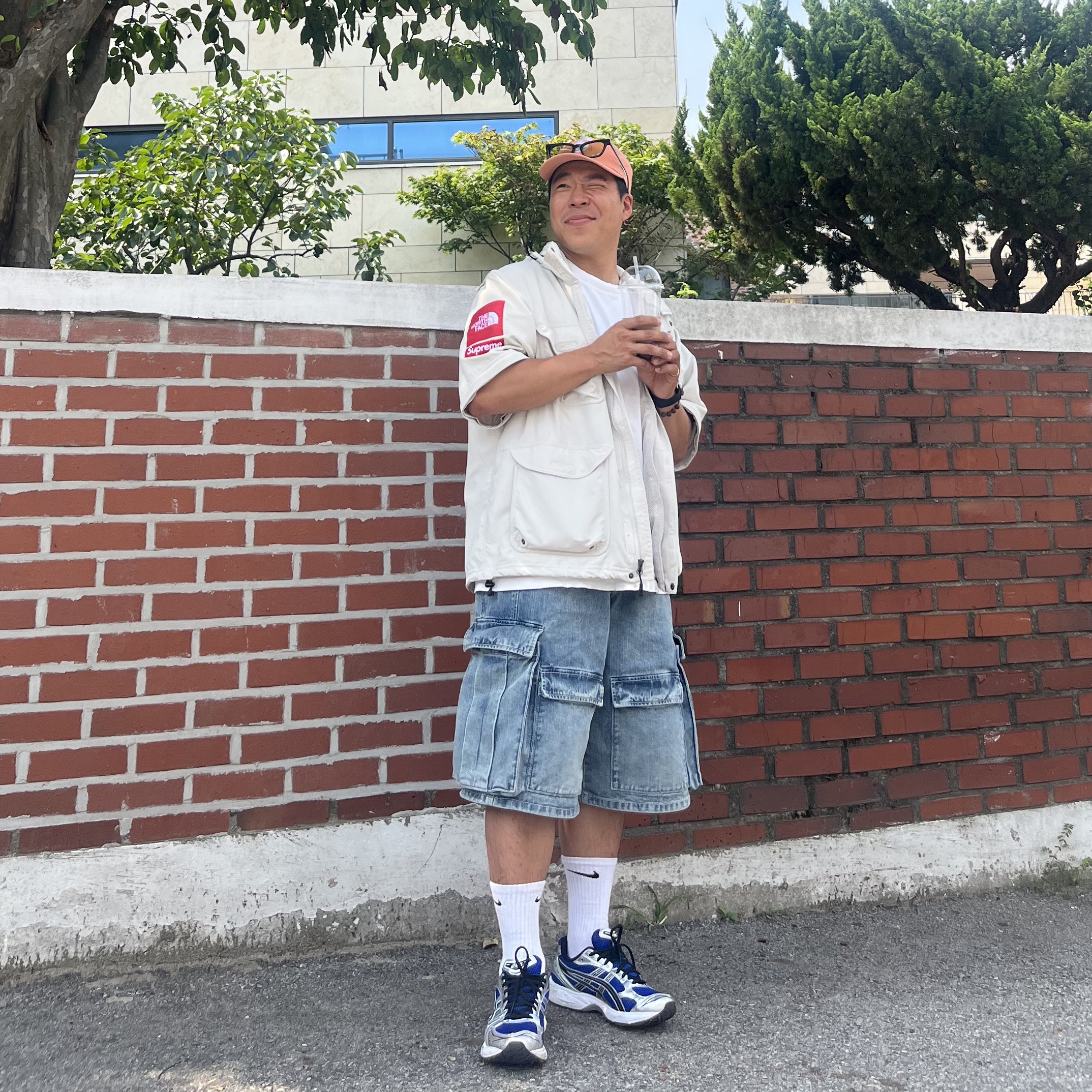 Supreme x The North Face Trekking Convertible Jacket Stone - 22SS, Asics Gel-Kayano 14 Monaco Blue Black 착용 스타일