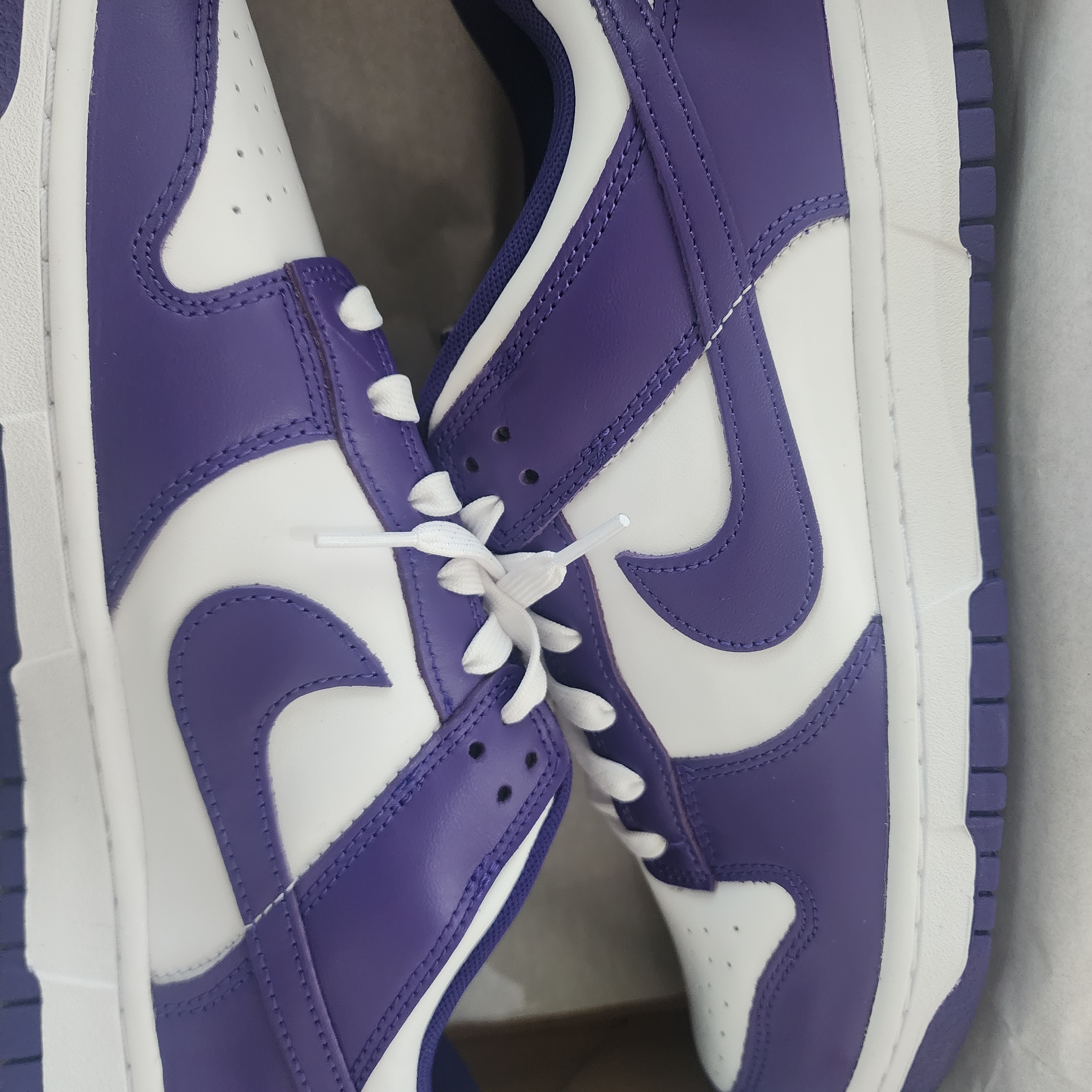 Nike Dunk Low Retro Championship Court Purple 착용 스타일