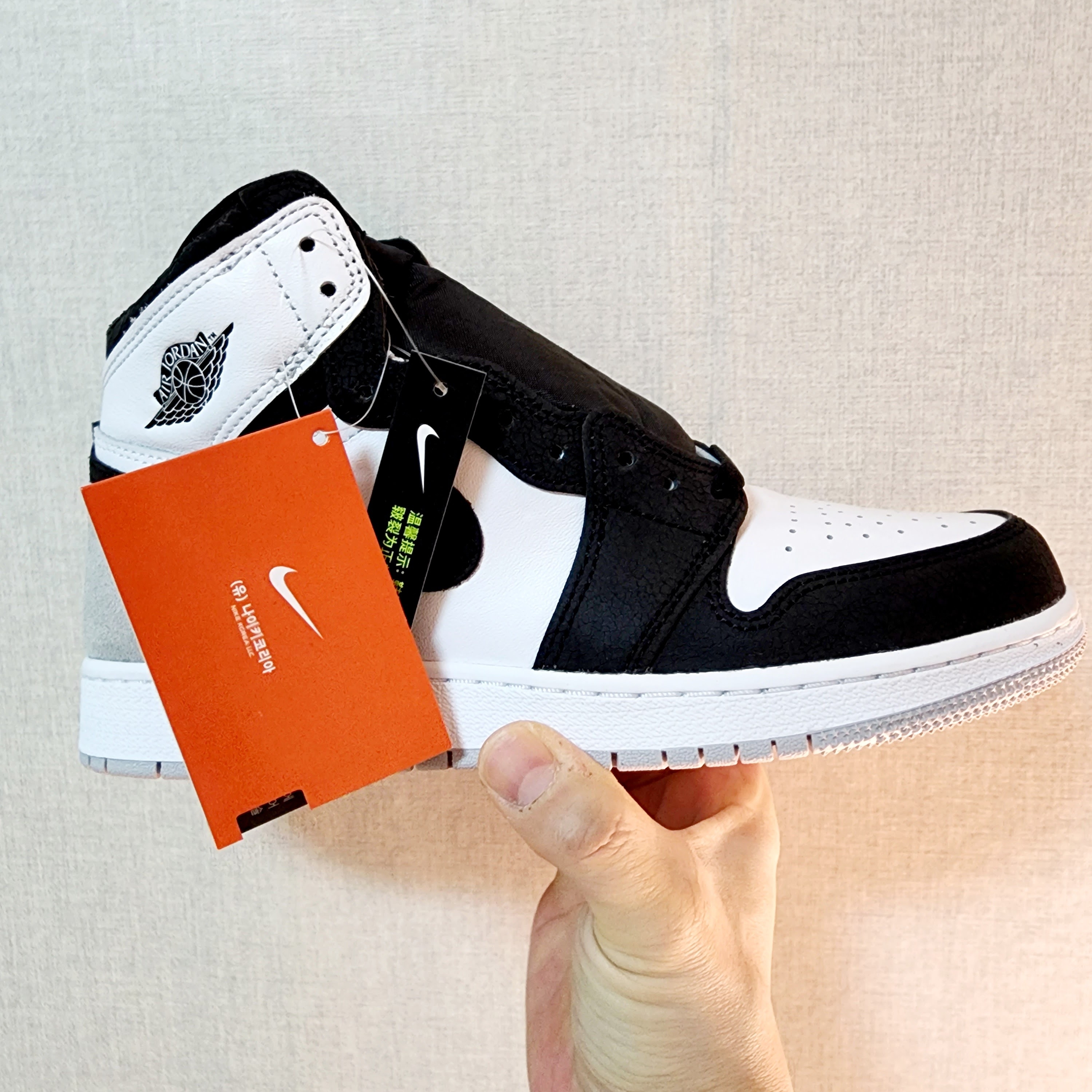 (GS) Jordan 1 Retro High OG Bleached Coral 착용 스타일