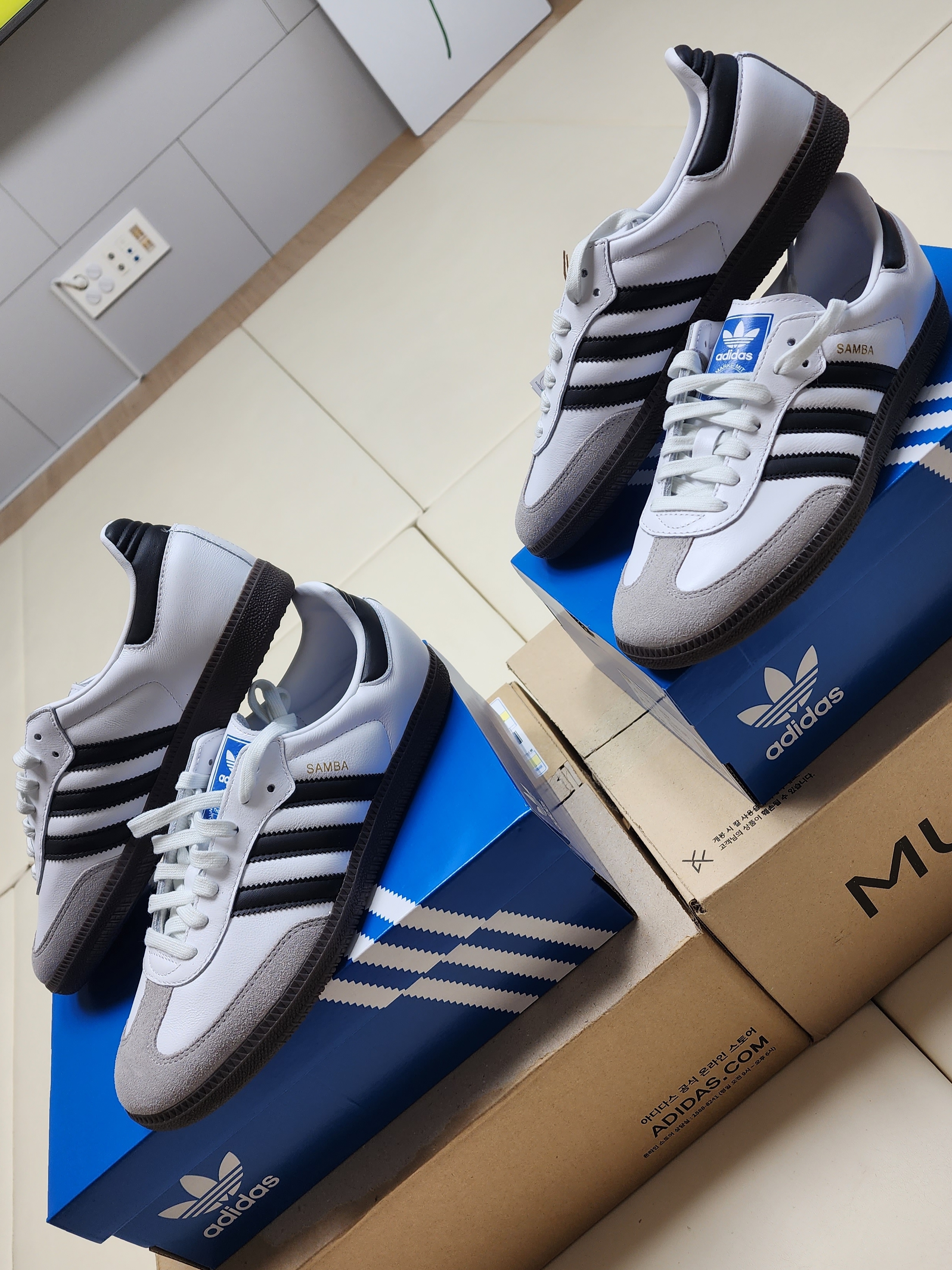 Adidas Samba OG Cloud White 착용 스타일 - 3