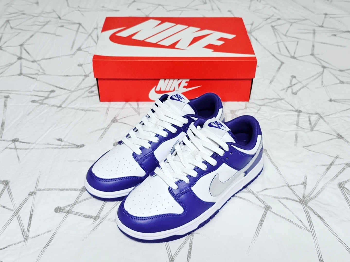 Nike Dunk Low Retro Championship Court Purple 착용 스타일 - 1