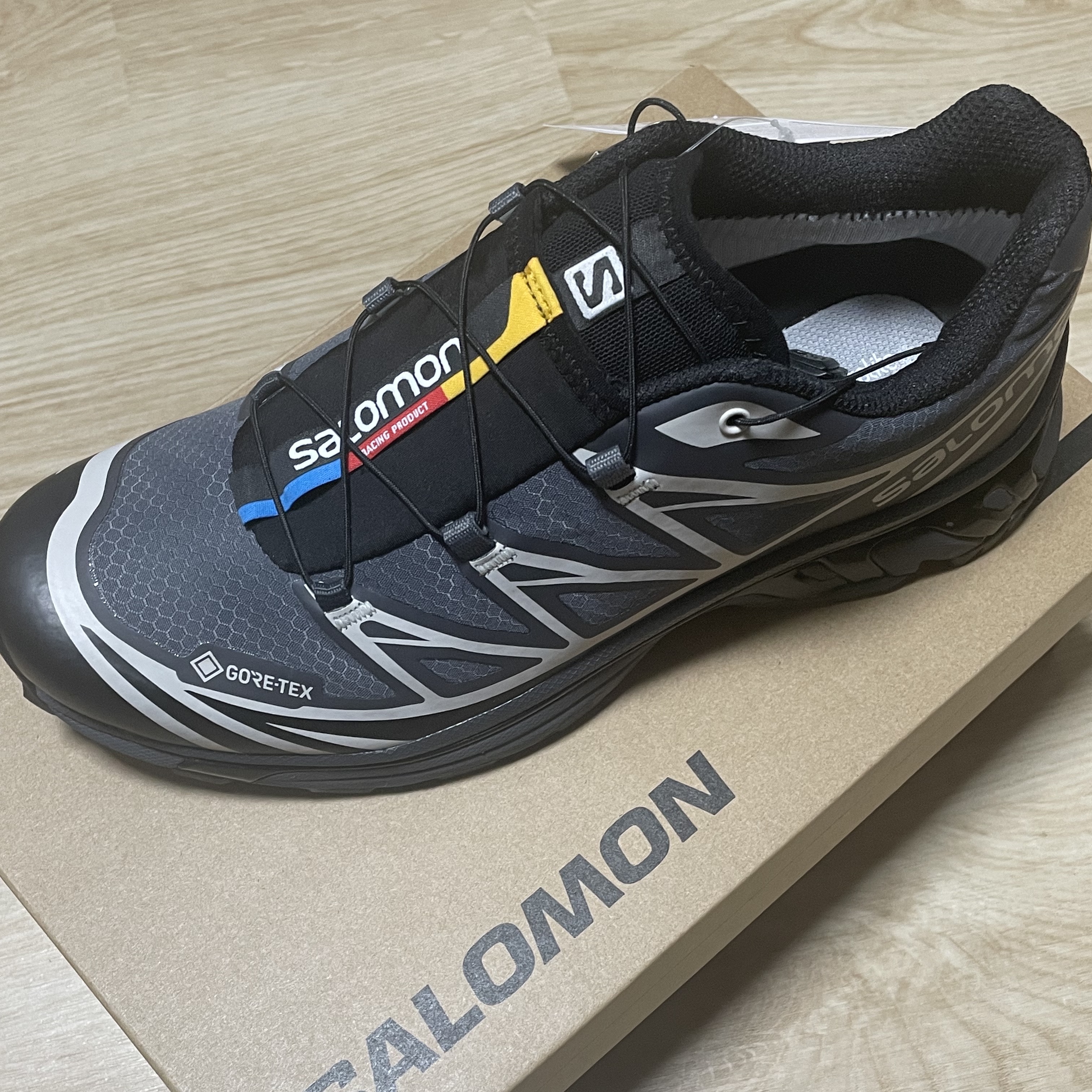 Salomon XT-6 Gore-Tex Black Ebony 착용 스타일