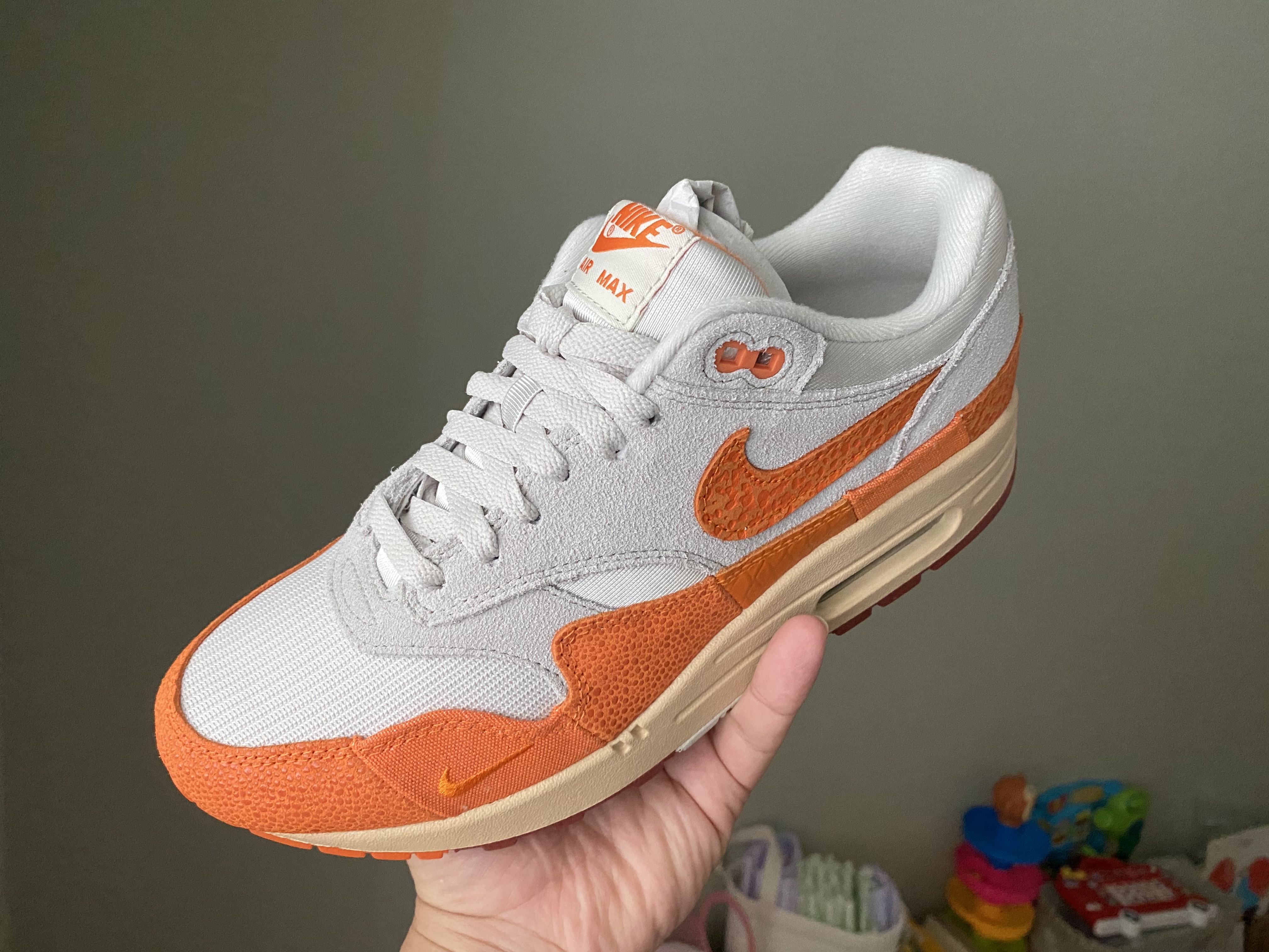 (W) Nike Air Max 1 Magma Orange 착용 스타일
